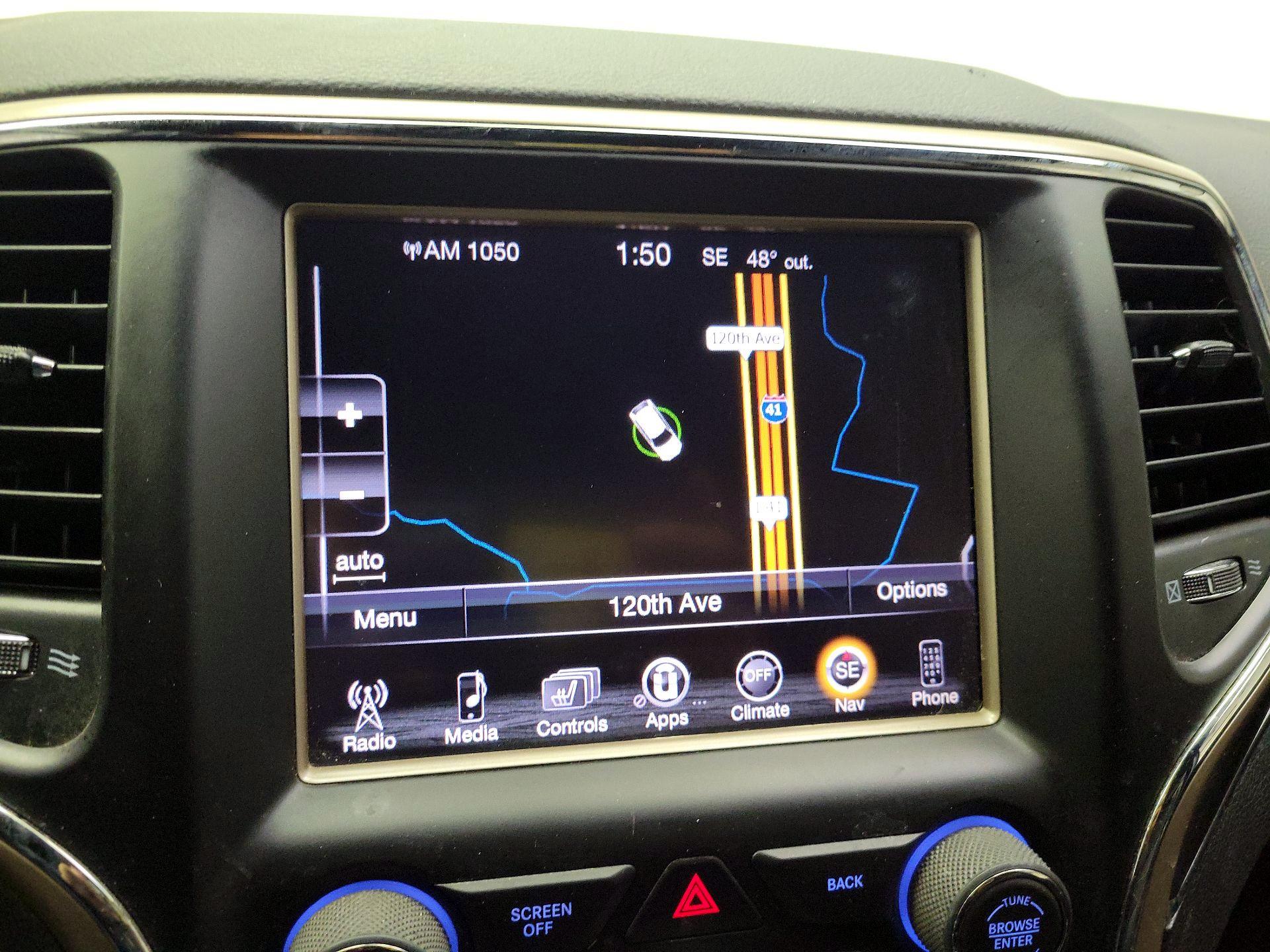 Thumbnail: 2015 Jeep Grand Cherokee - 14