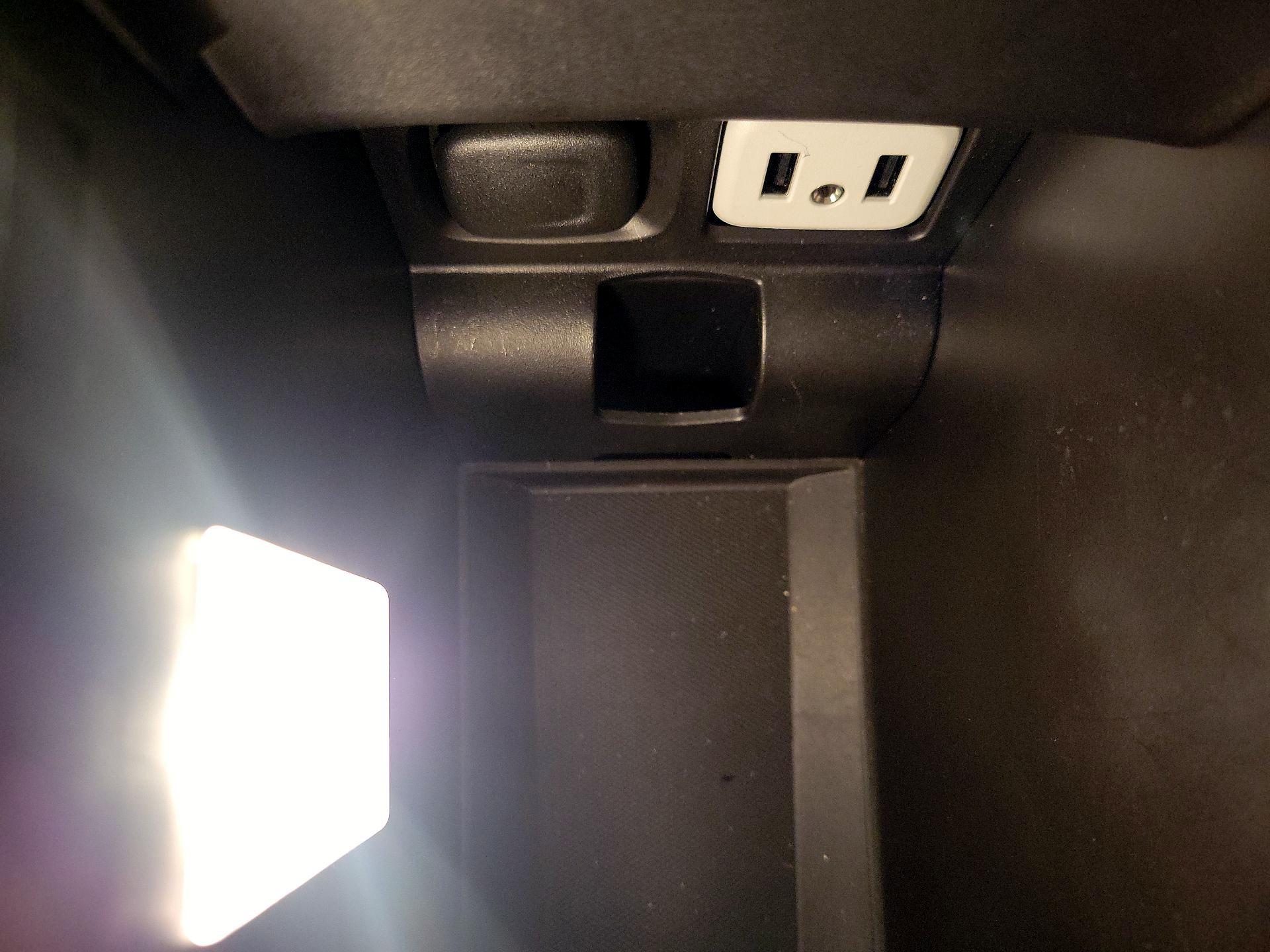 Thumbnail: 2017 Chevrolet Impala - 19