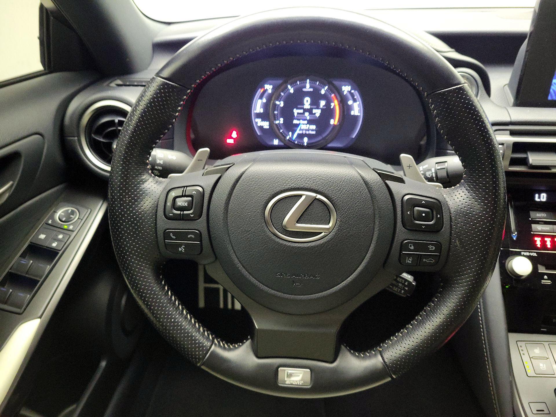 Thumbnail: 2021 Lexus IS - 10