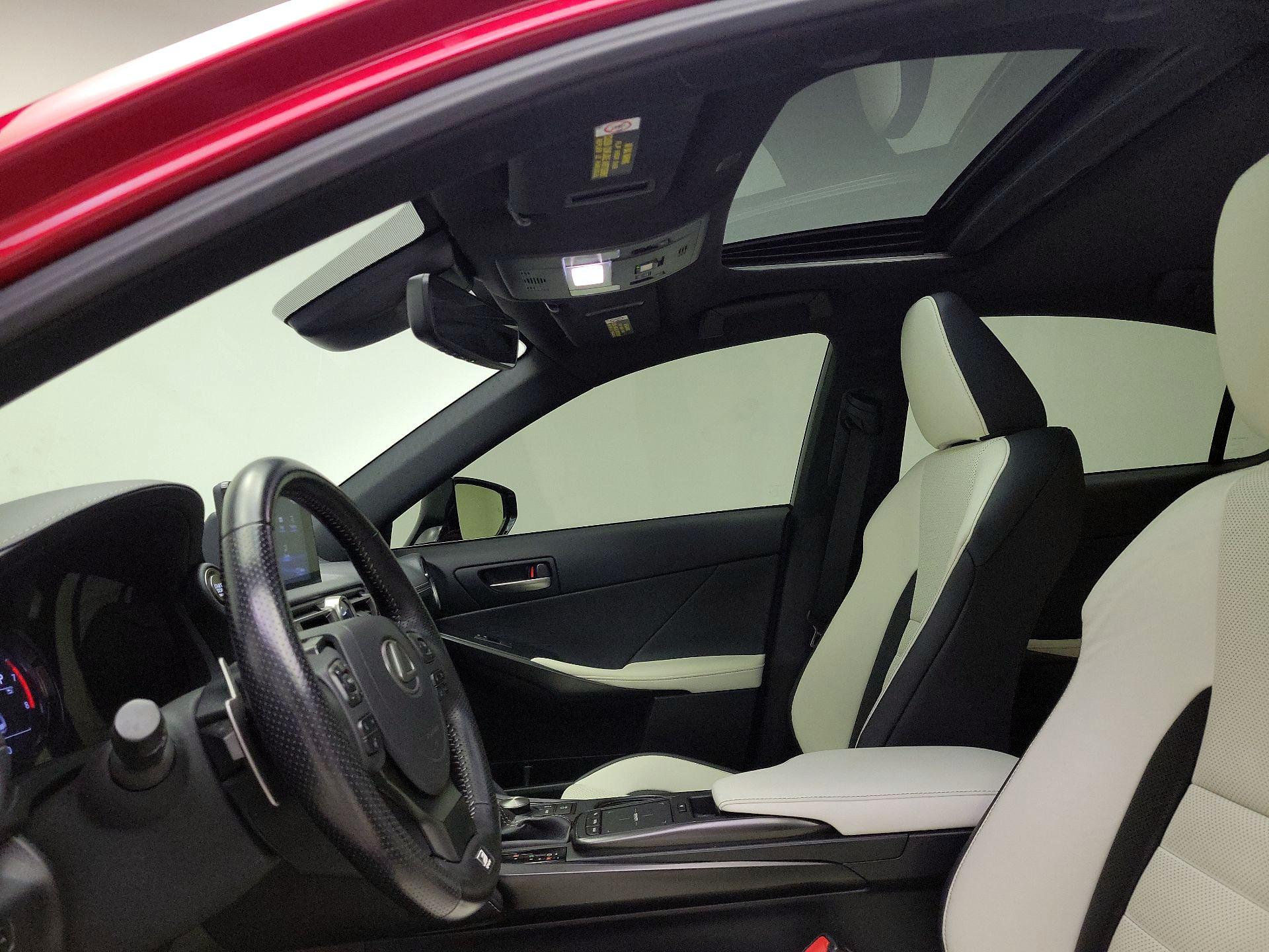 Thumbnail: 2021 Lexus IS - 19