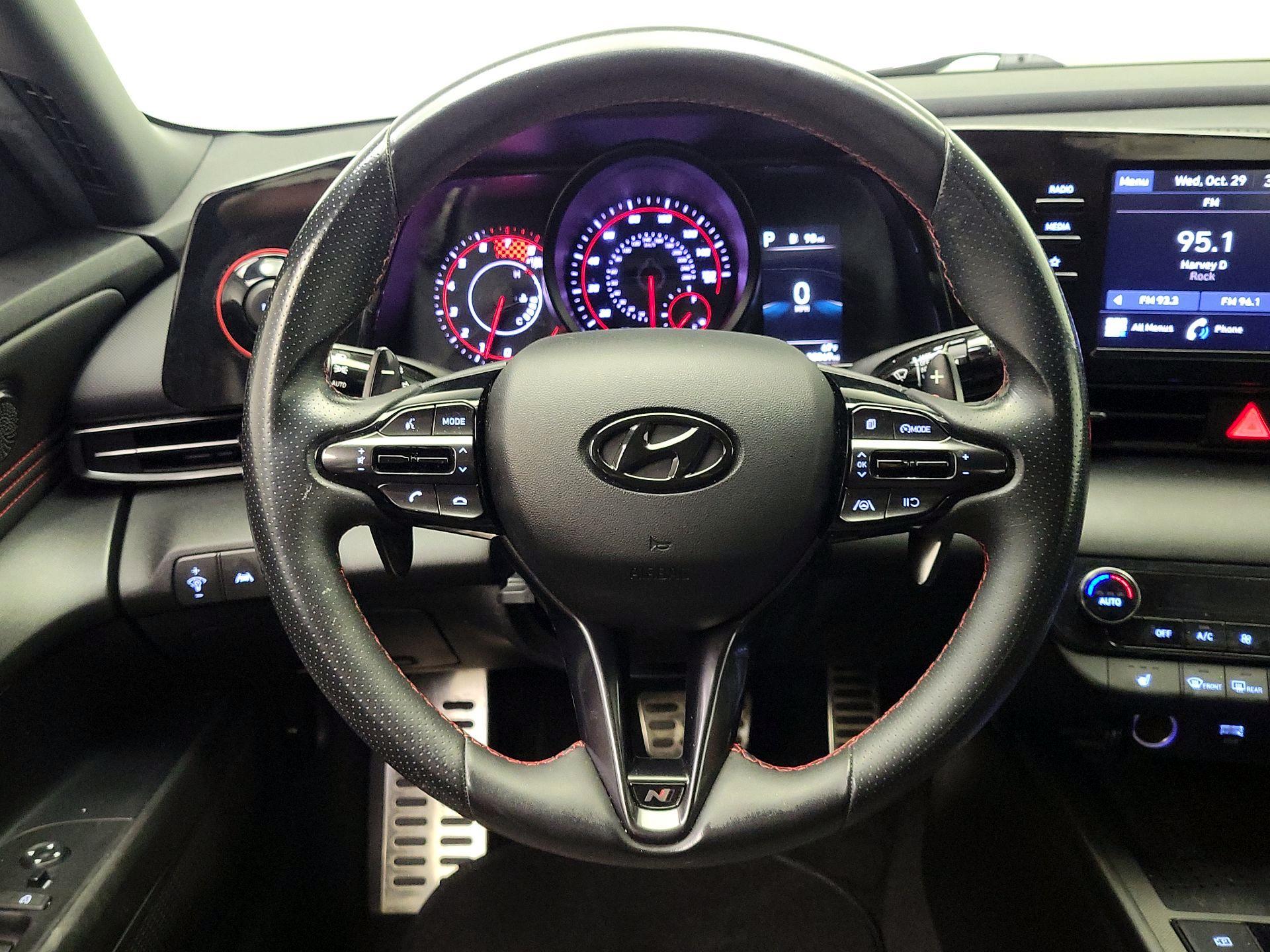 Thumbnail: 2021 Hyundai Elantra - 10