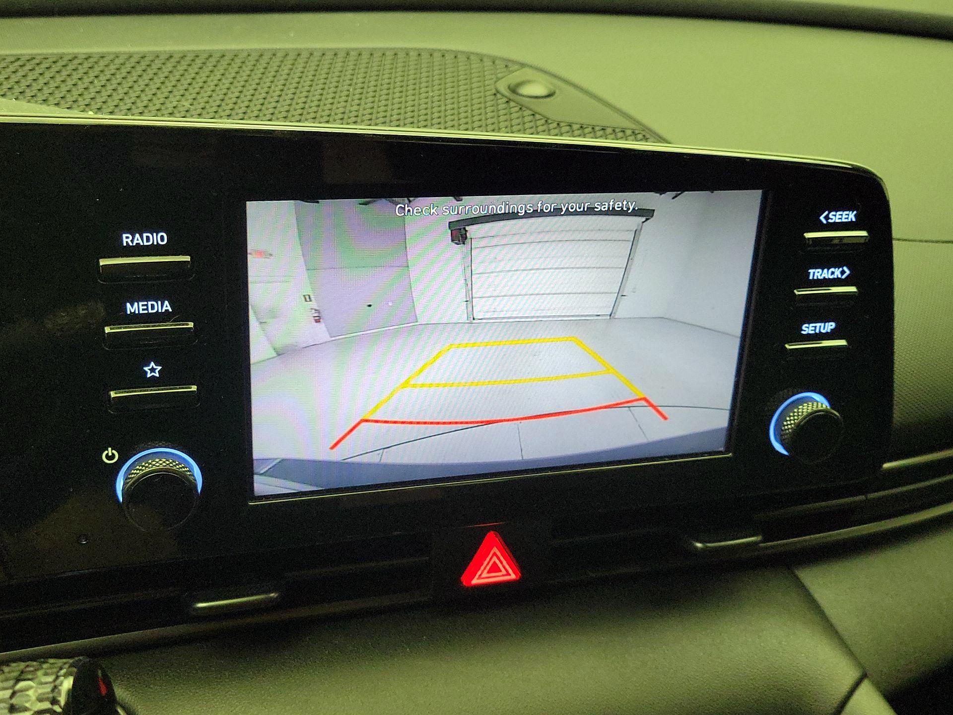 Thumbnail: 2021 Hyundai Elantra - 14