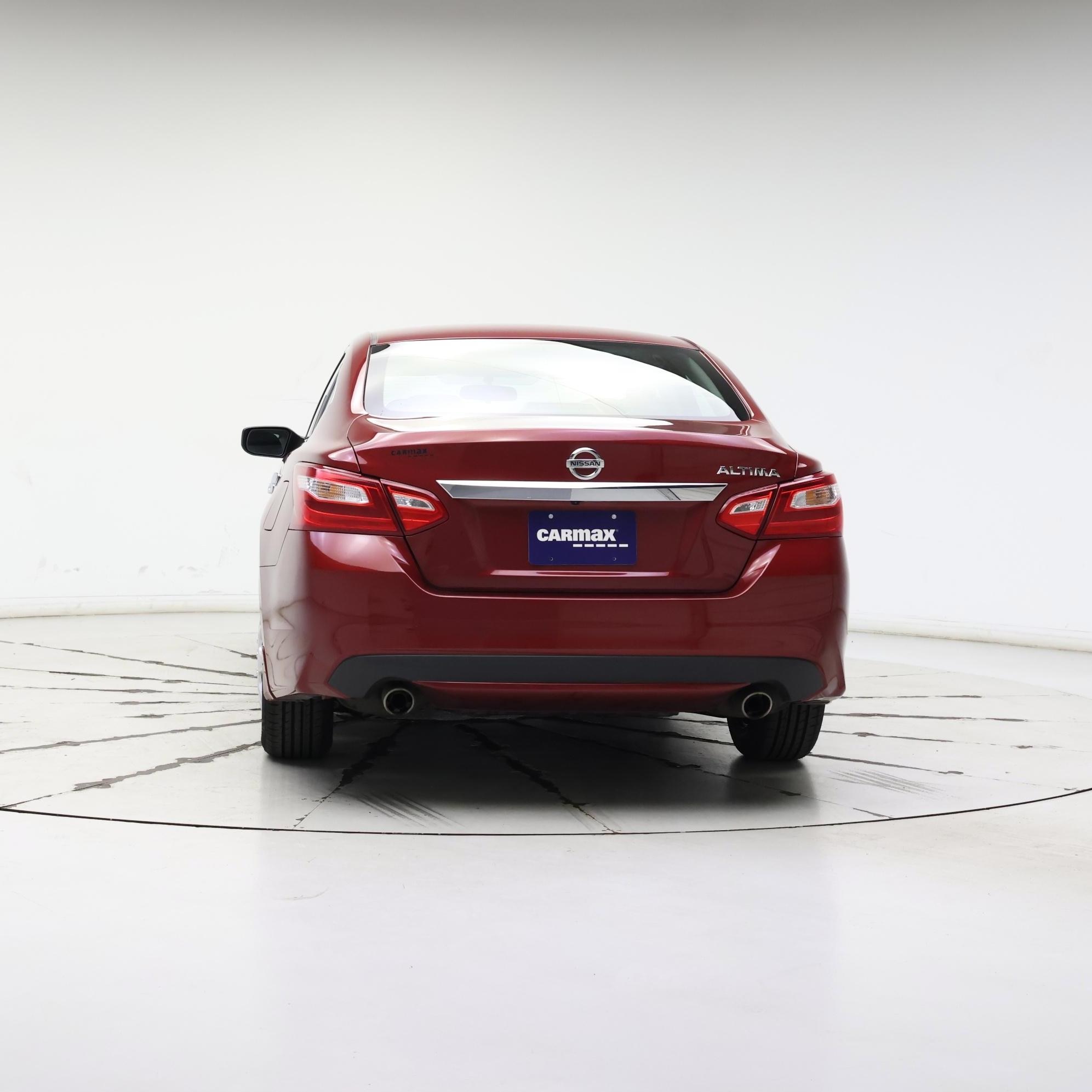 Thumbnail: 2017 Nissan Altima - 6