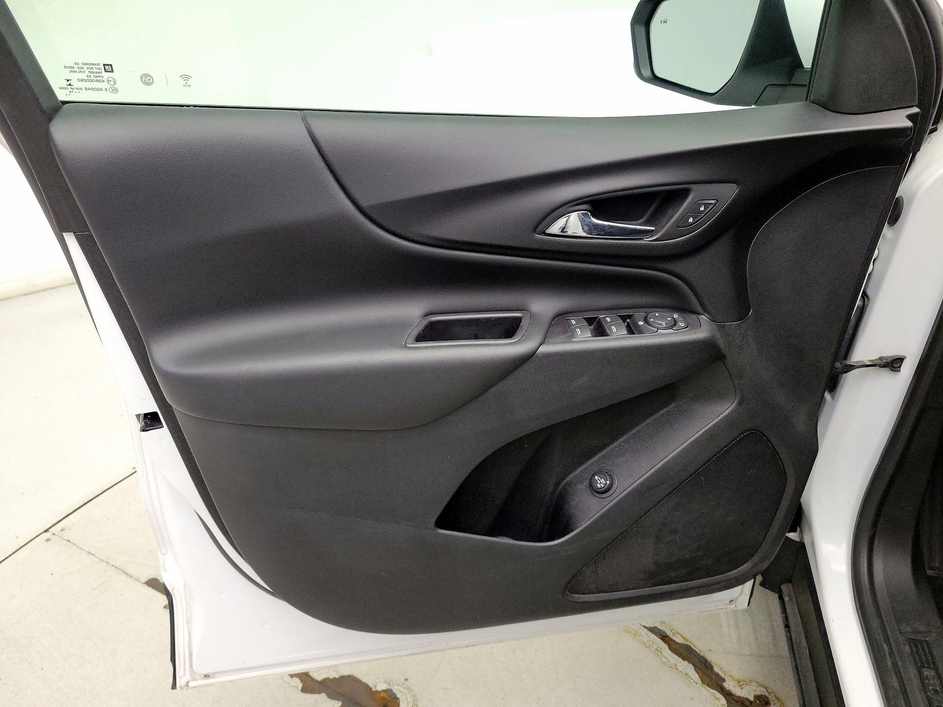 Thumbnail: 2019 Chevrolet Equinox - 12