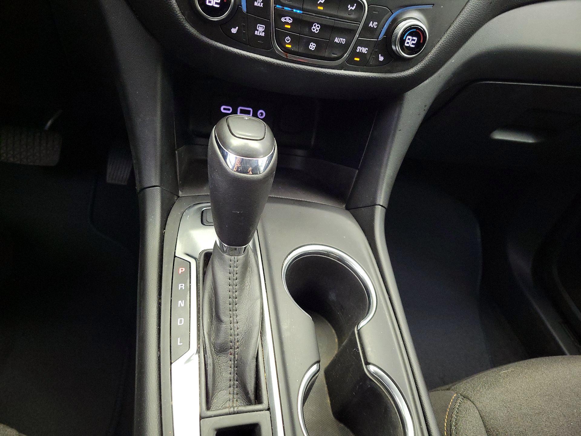 Thumbnail: 2019 Chevrolet Equinox - 17