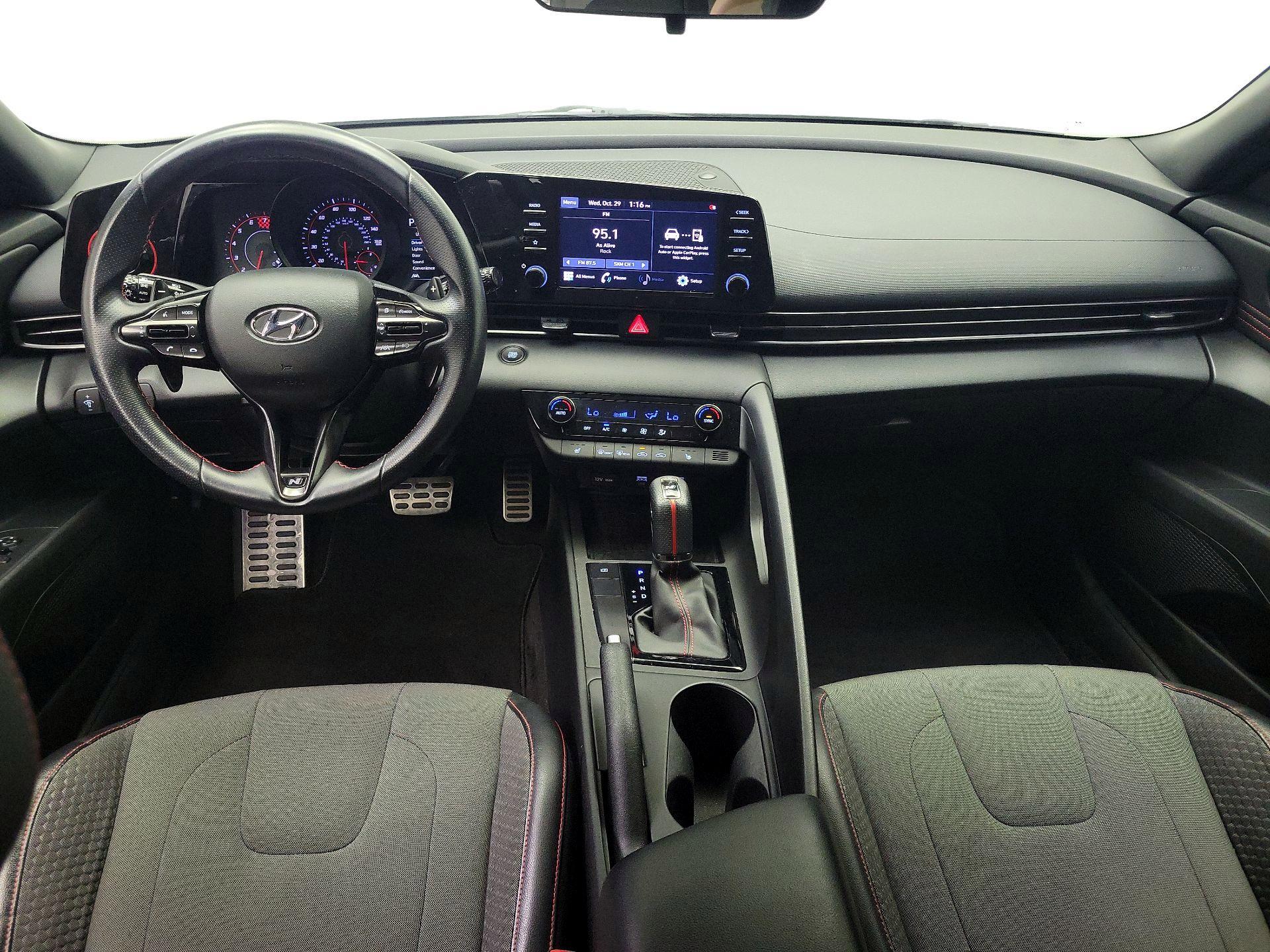 Thumbnail: 2022 Hyundai Elantra - 9