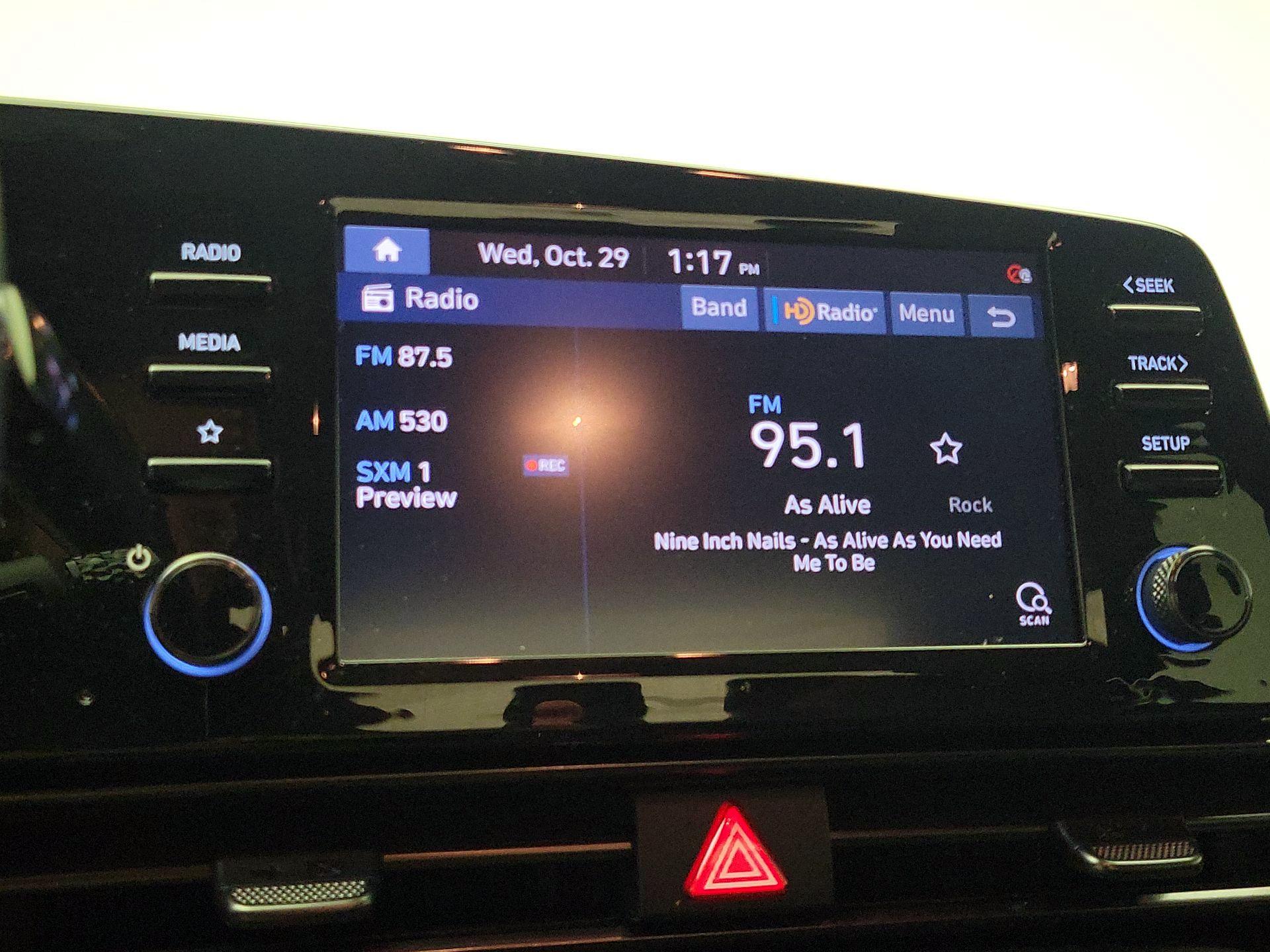 Thumbnail: 2022 Hyundai Elantra - 15