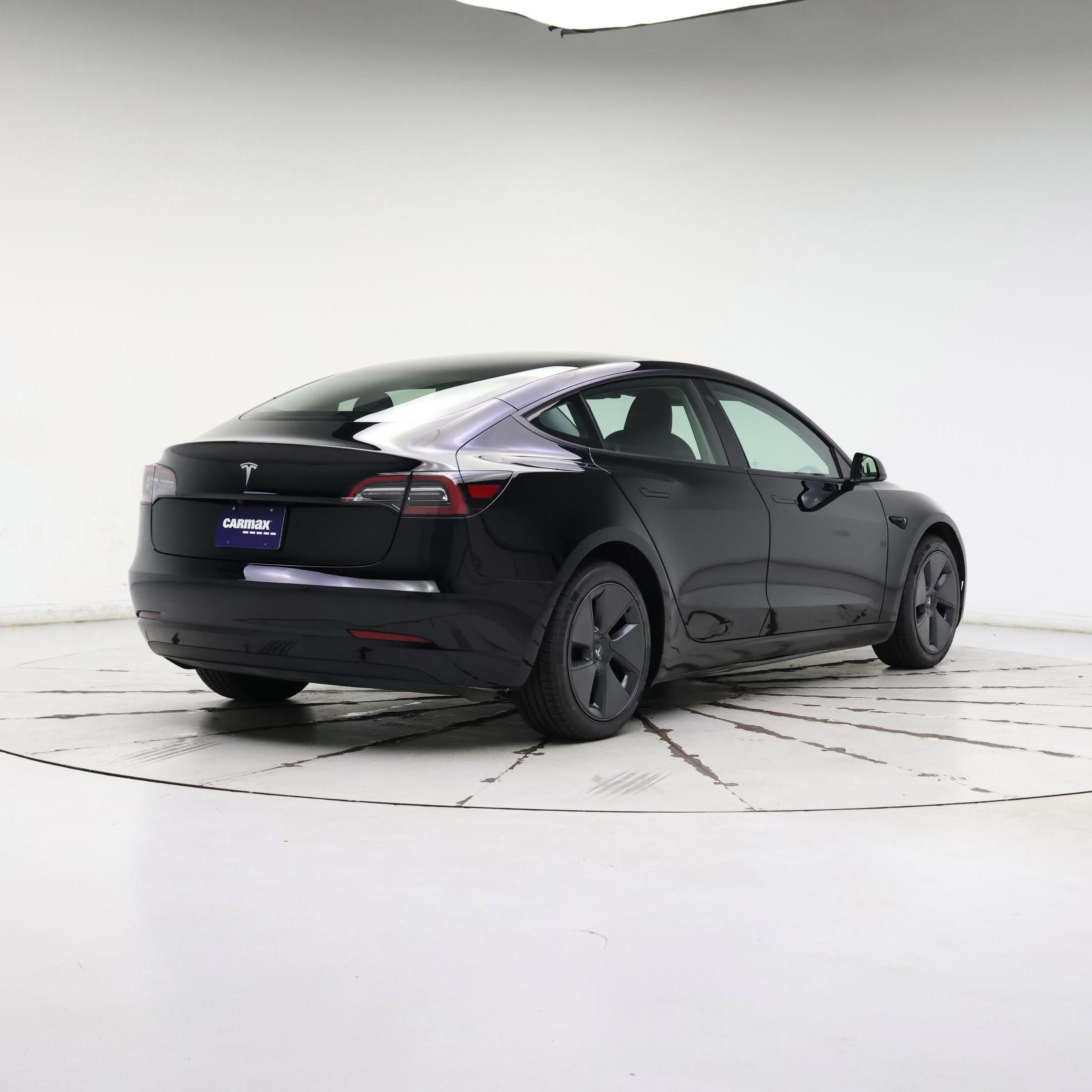 Thumbnail: 2023 Tesla Model 3 - 8
