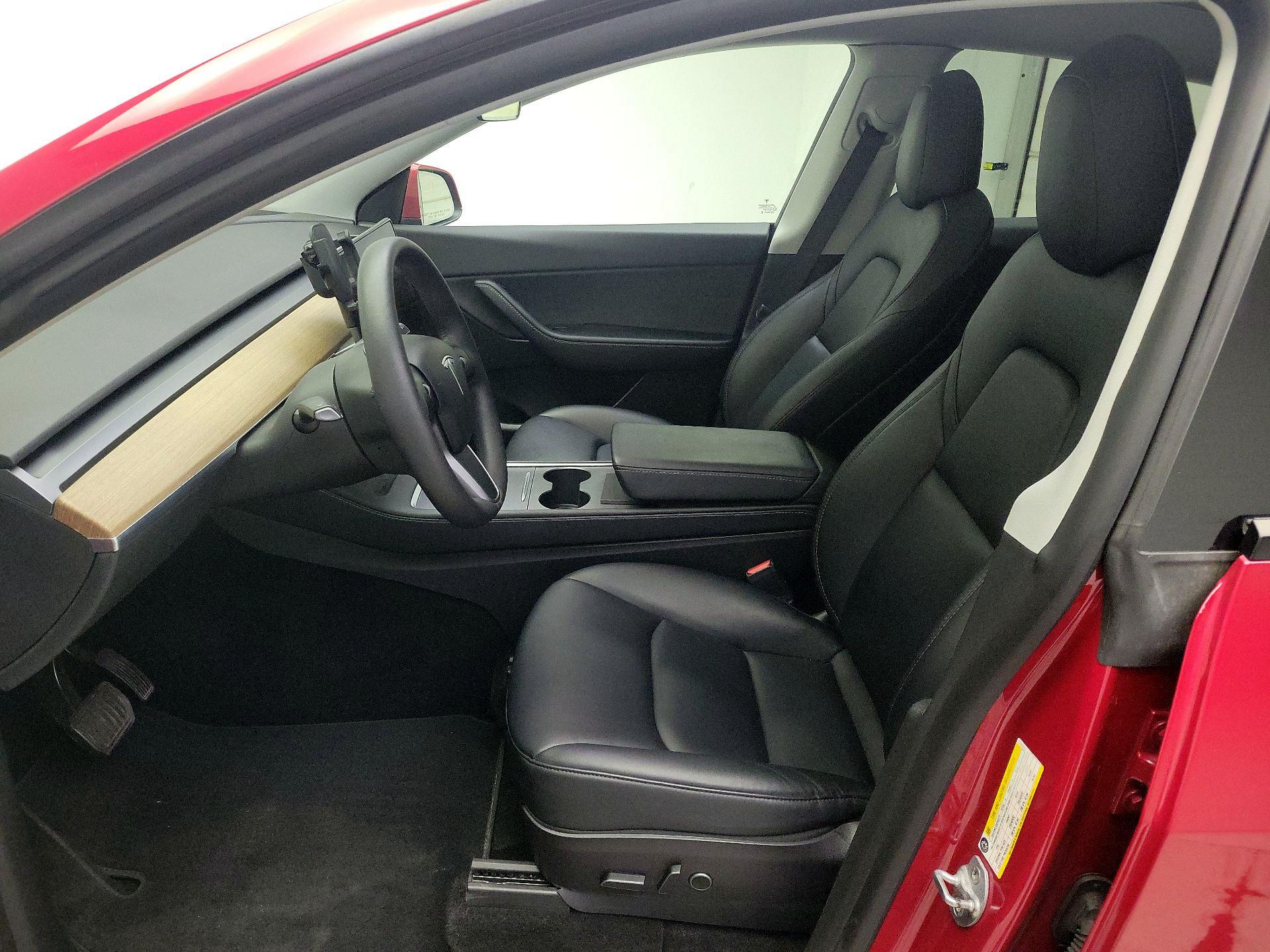 Thumbnail: 2022 Tesla Model Y - 11