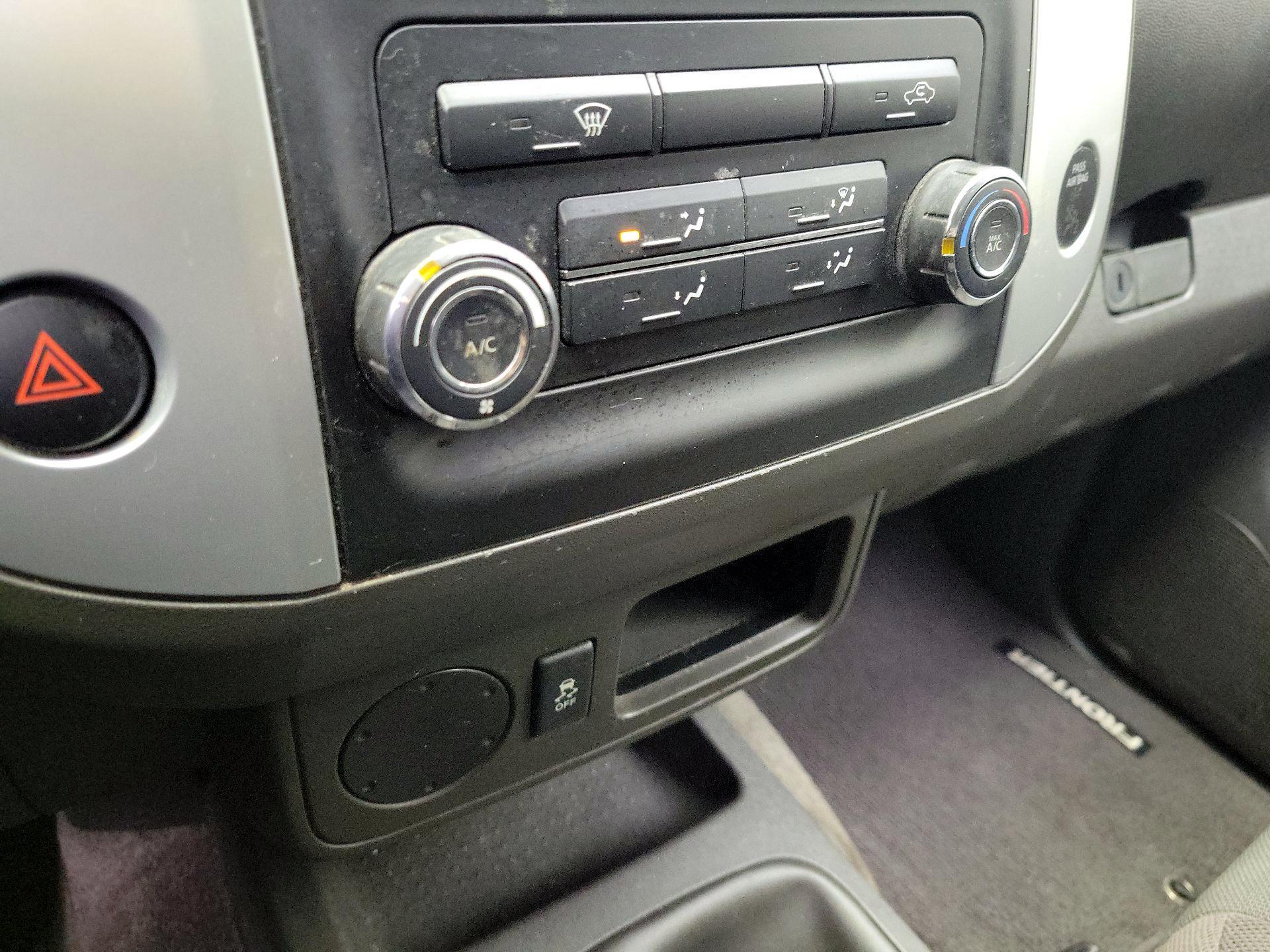 Thumbnail: 2016 Nissan Frontier - 15