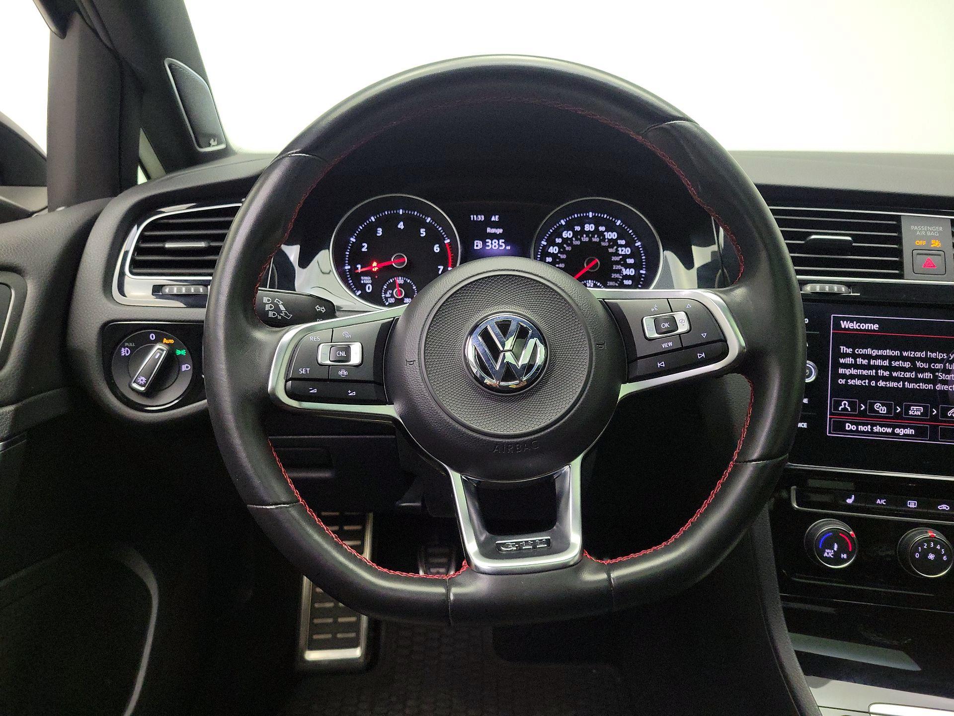 Thumbnail: 2019 Volkswagen Golf - 10