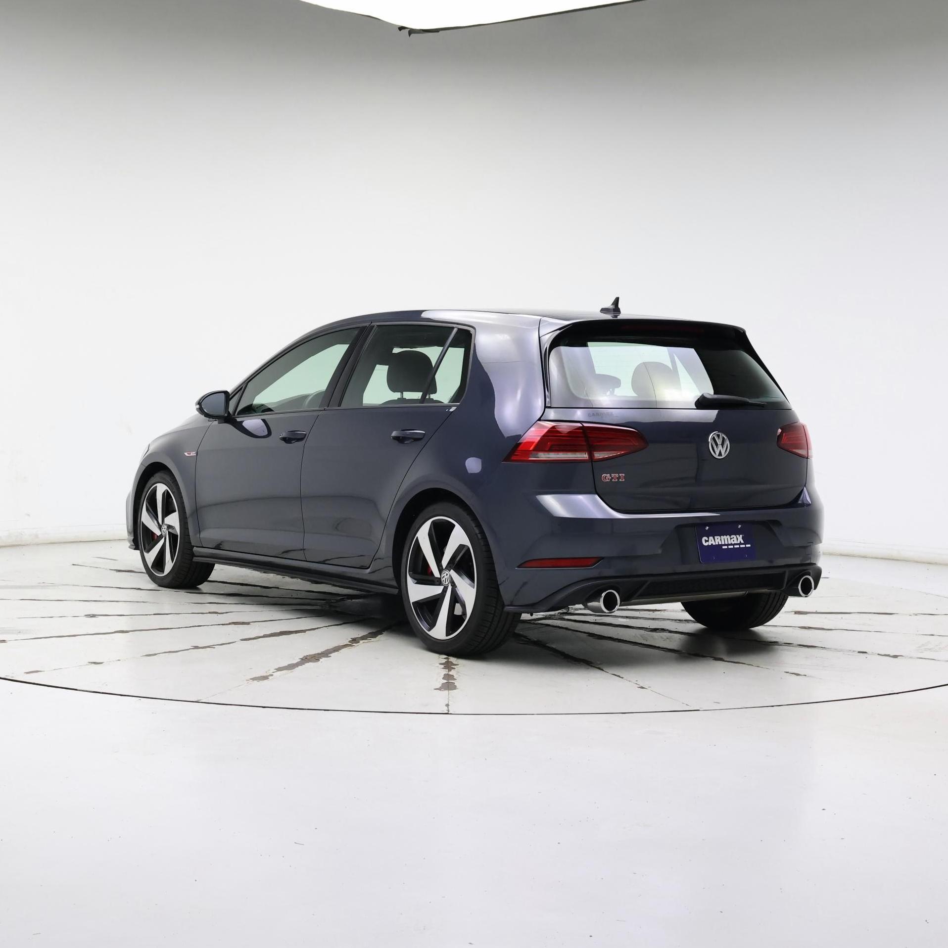 Thumbnail: 2019 Volkswagen Golf - 2
