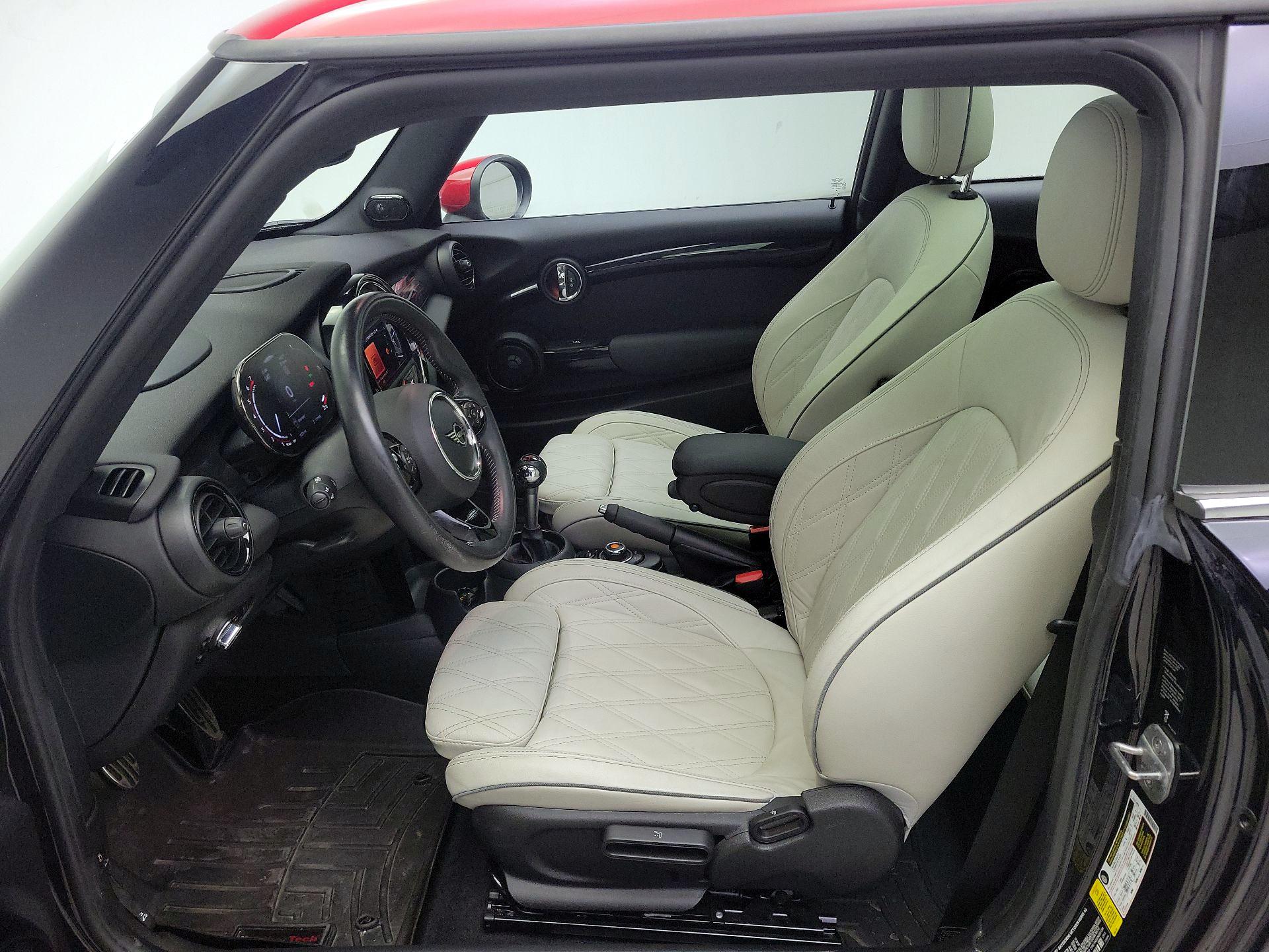 Thumbnail: 2021 MINI Cooper Hardtop - 11