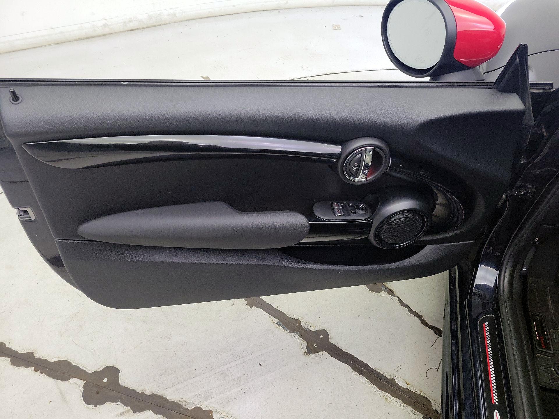 Thumbnail: 2021 MINI Cooper Hardtop - 12