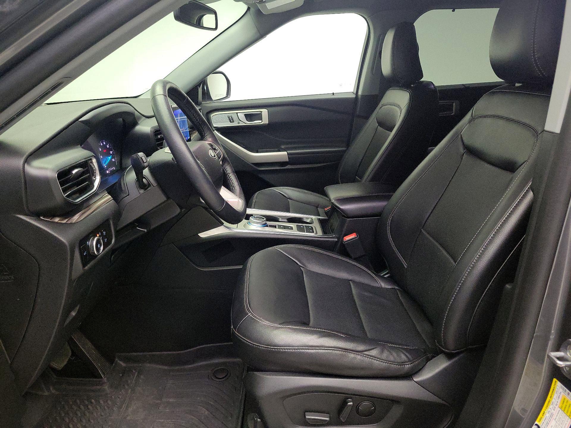 Thumbnail: 2023 Ford Explorer - 11