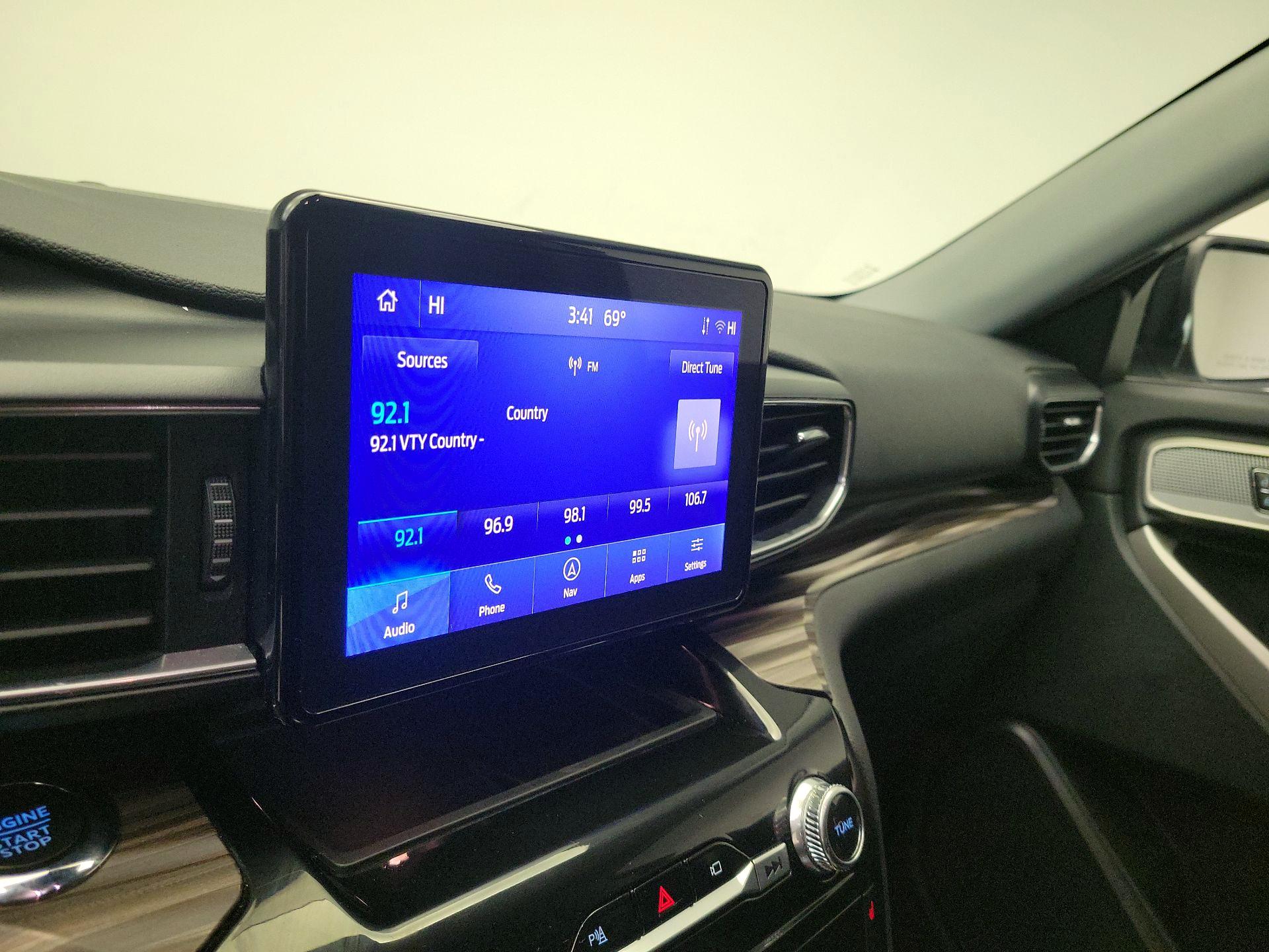 Thumbnail: 2023 Ford Explorer - 16