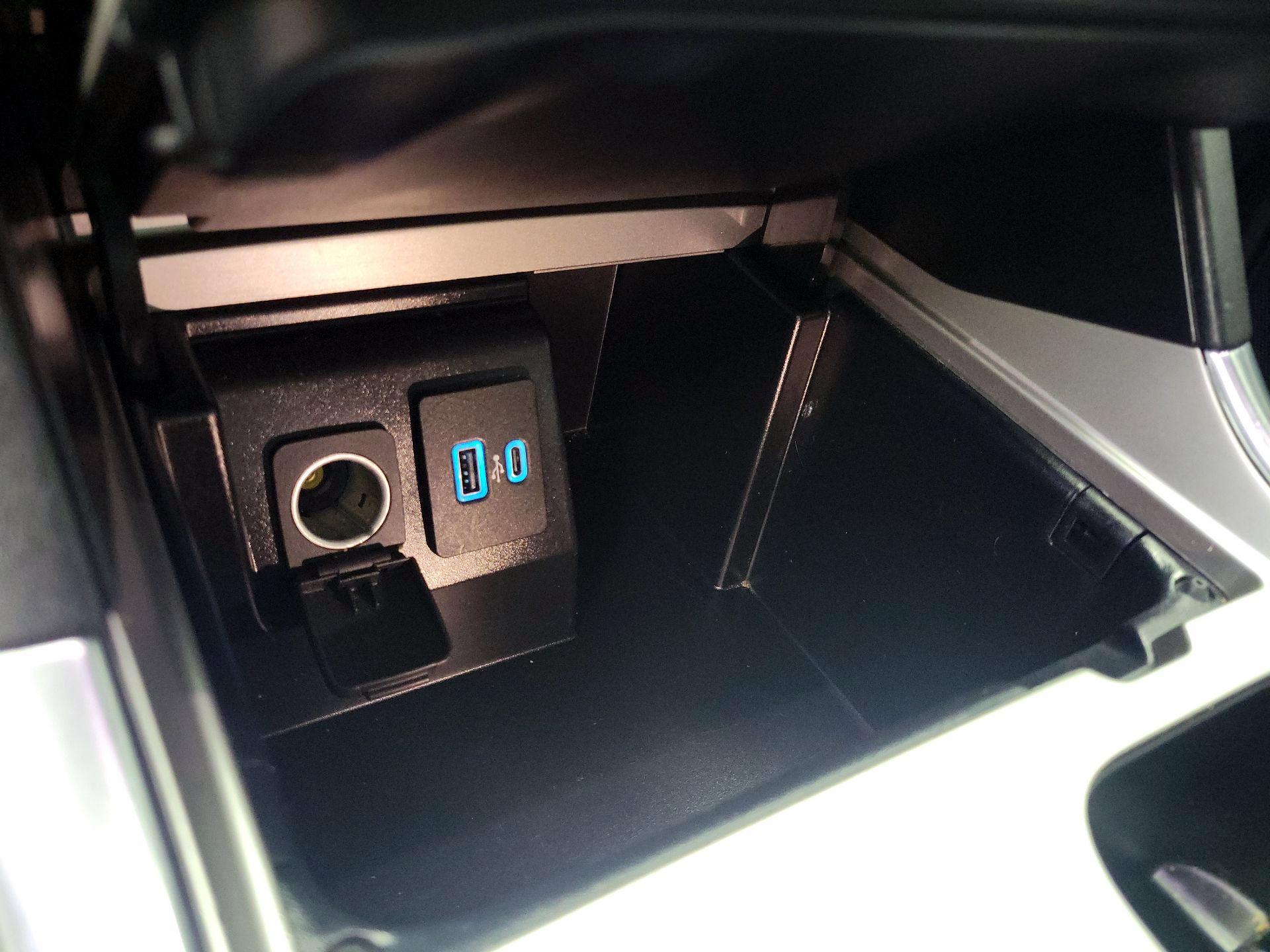 Thumbnail: 2023 Ford Explorer - 19