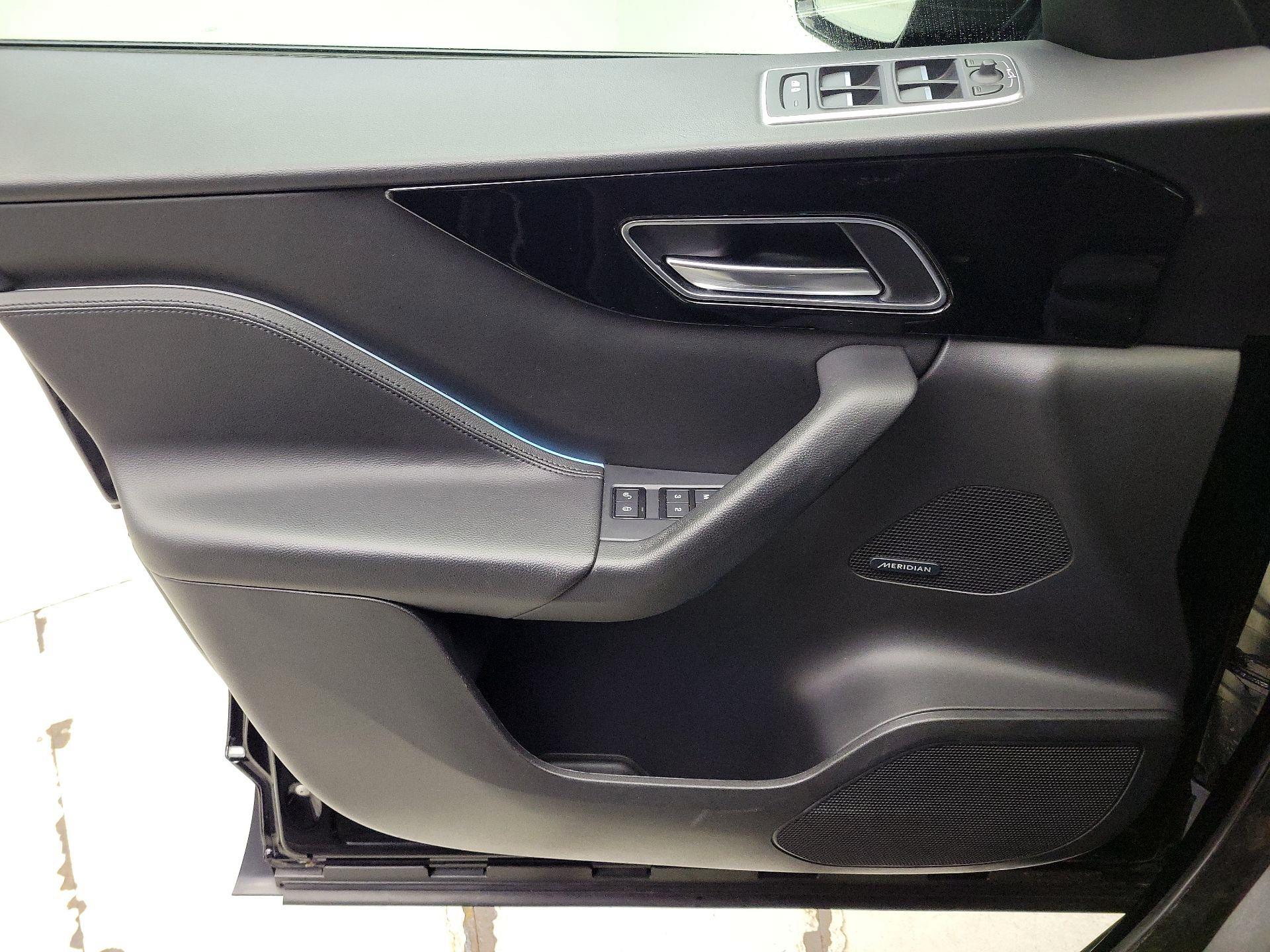 Thumbnail: 2020 Jaguar F-Pace - 12