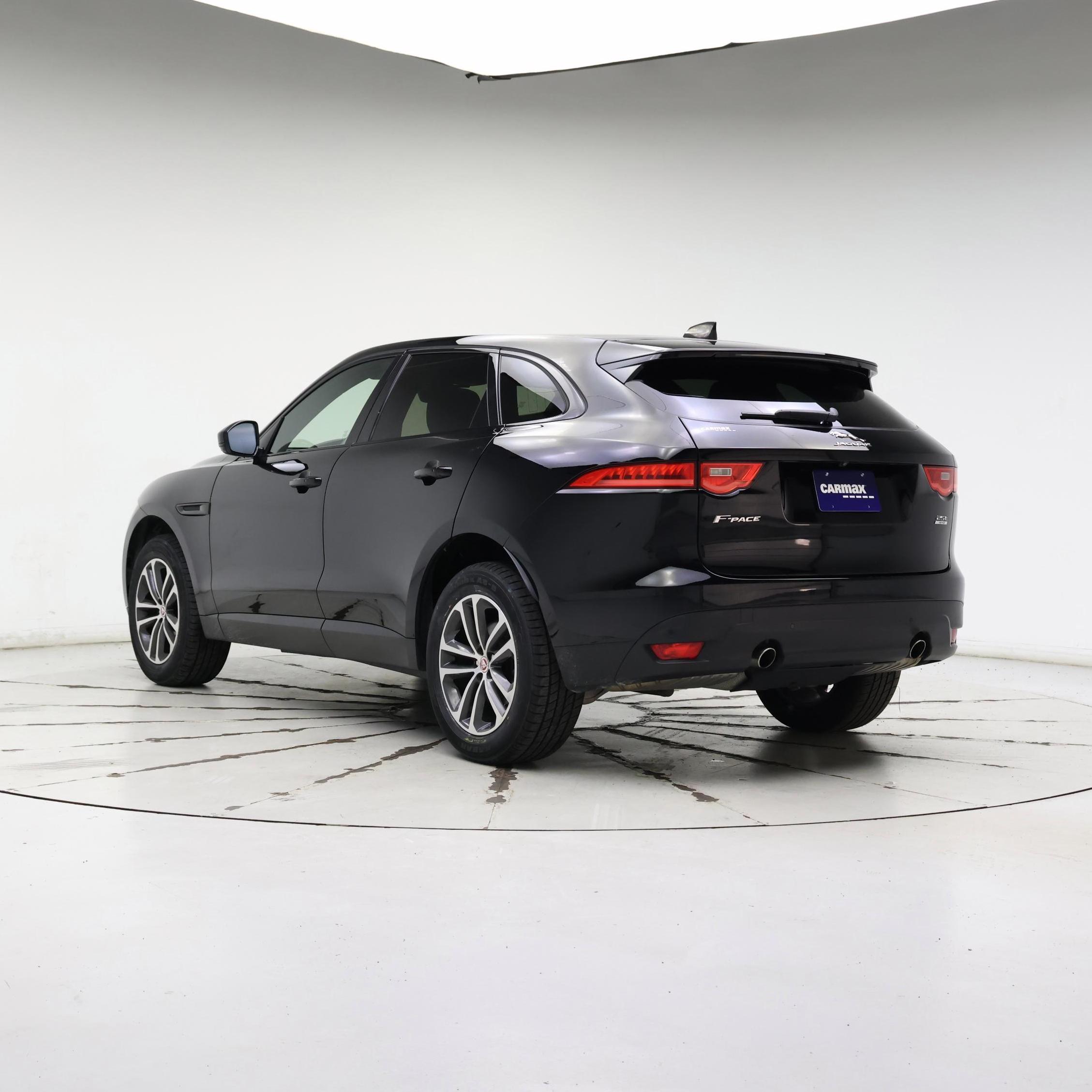 Thumbnail: 2020 Jaguar F-Pace - 2