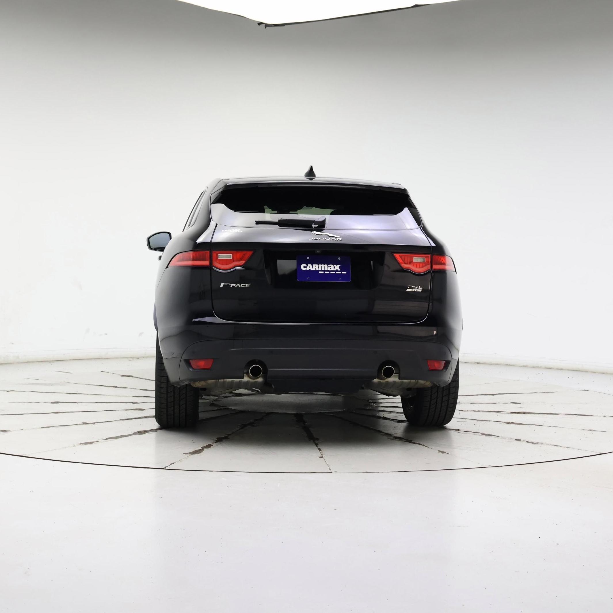 Thumbnail: 2020 Jaguar F-Pace - 6