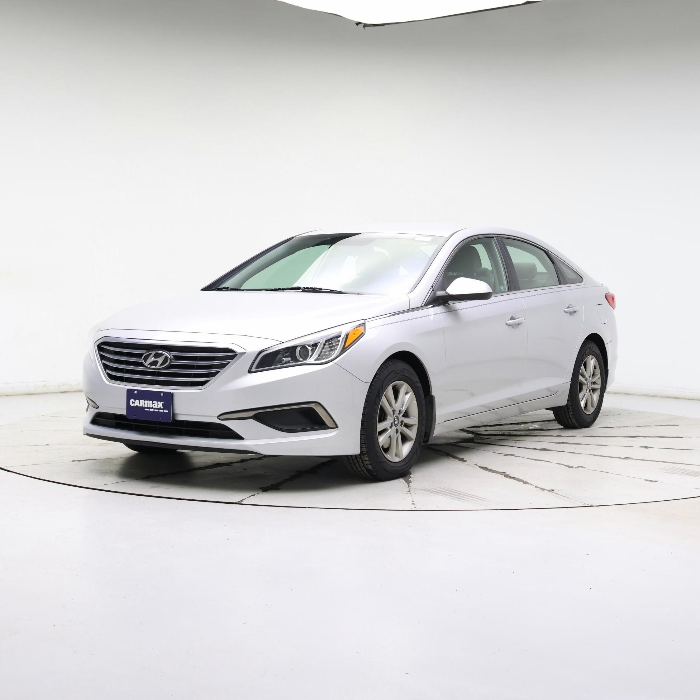 Thumbnail: 2016 Hyundai Sonata - 4