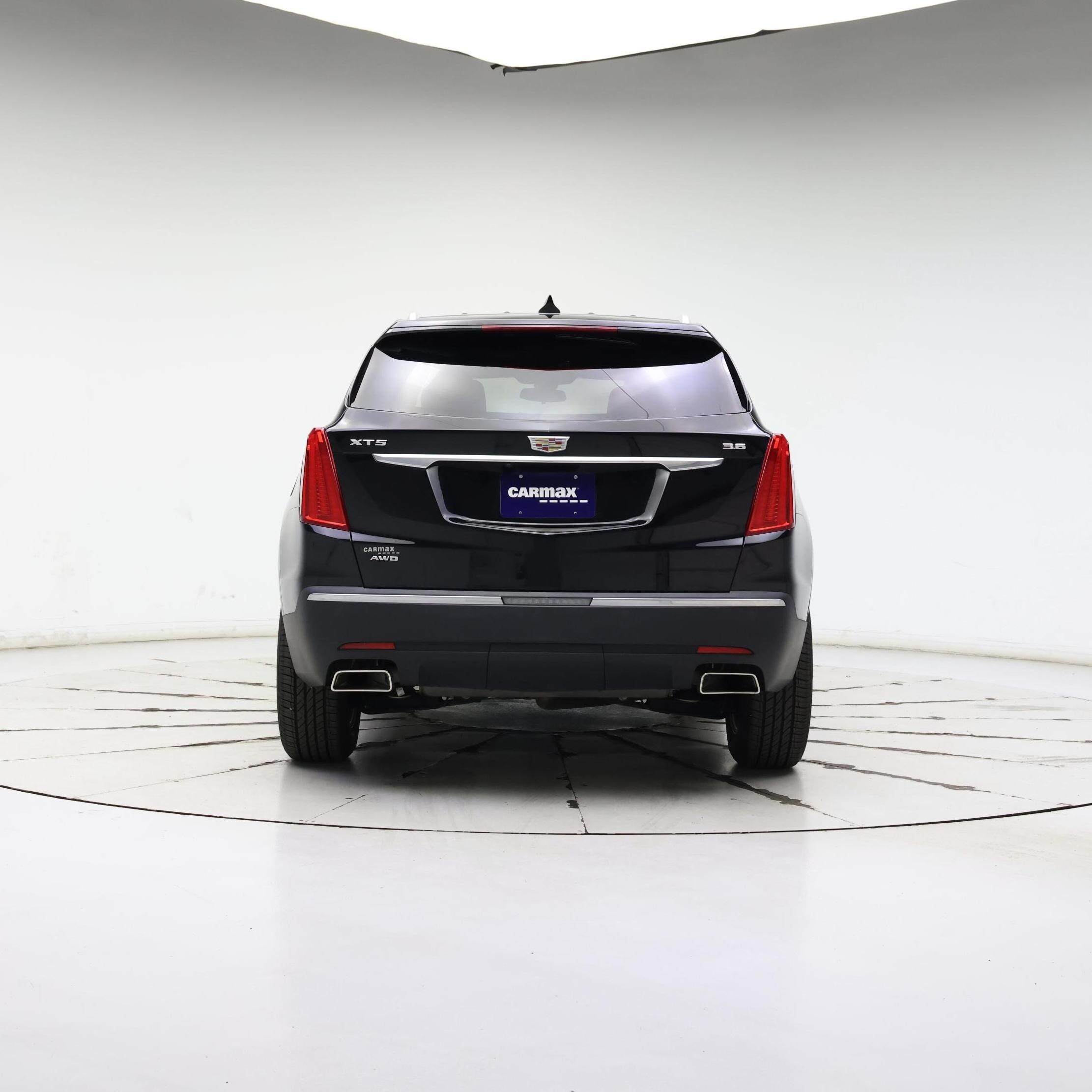 Thumbnail: 2018 Cadillac XT5 - 6