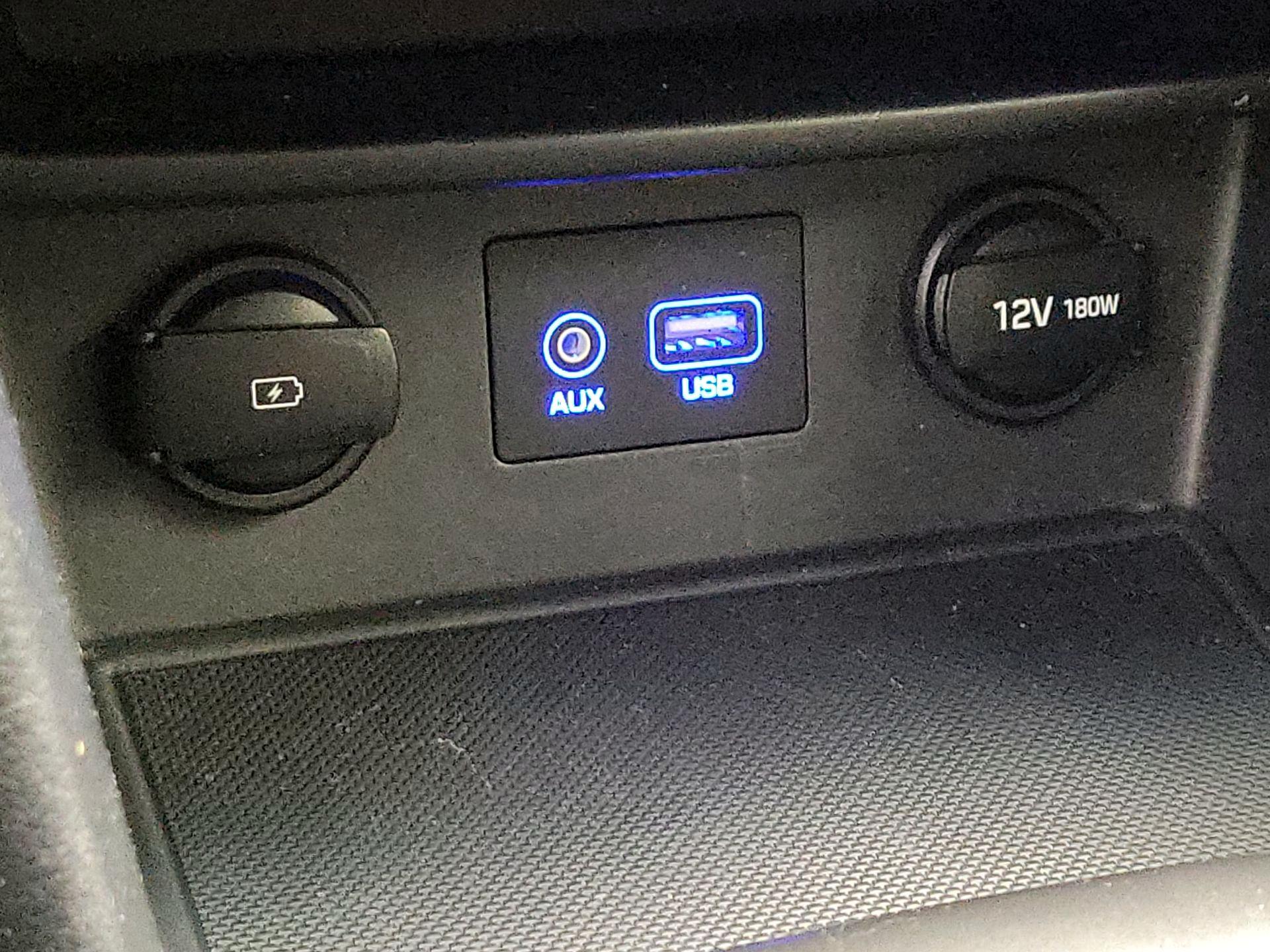 Thumbnail: 2019 Hyundai Kona - 18