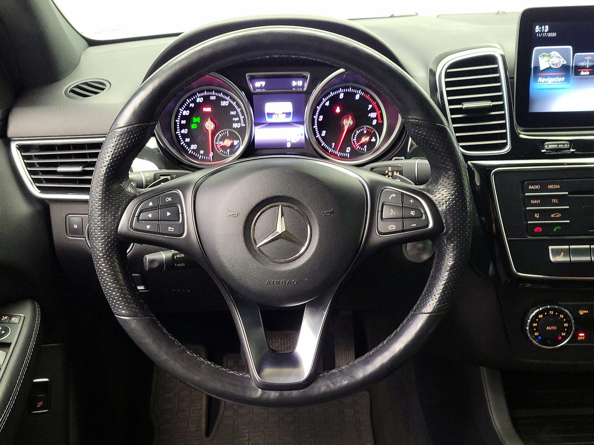 Thumbnail: 2017 Mercedes-Benz GLE - 10