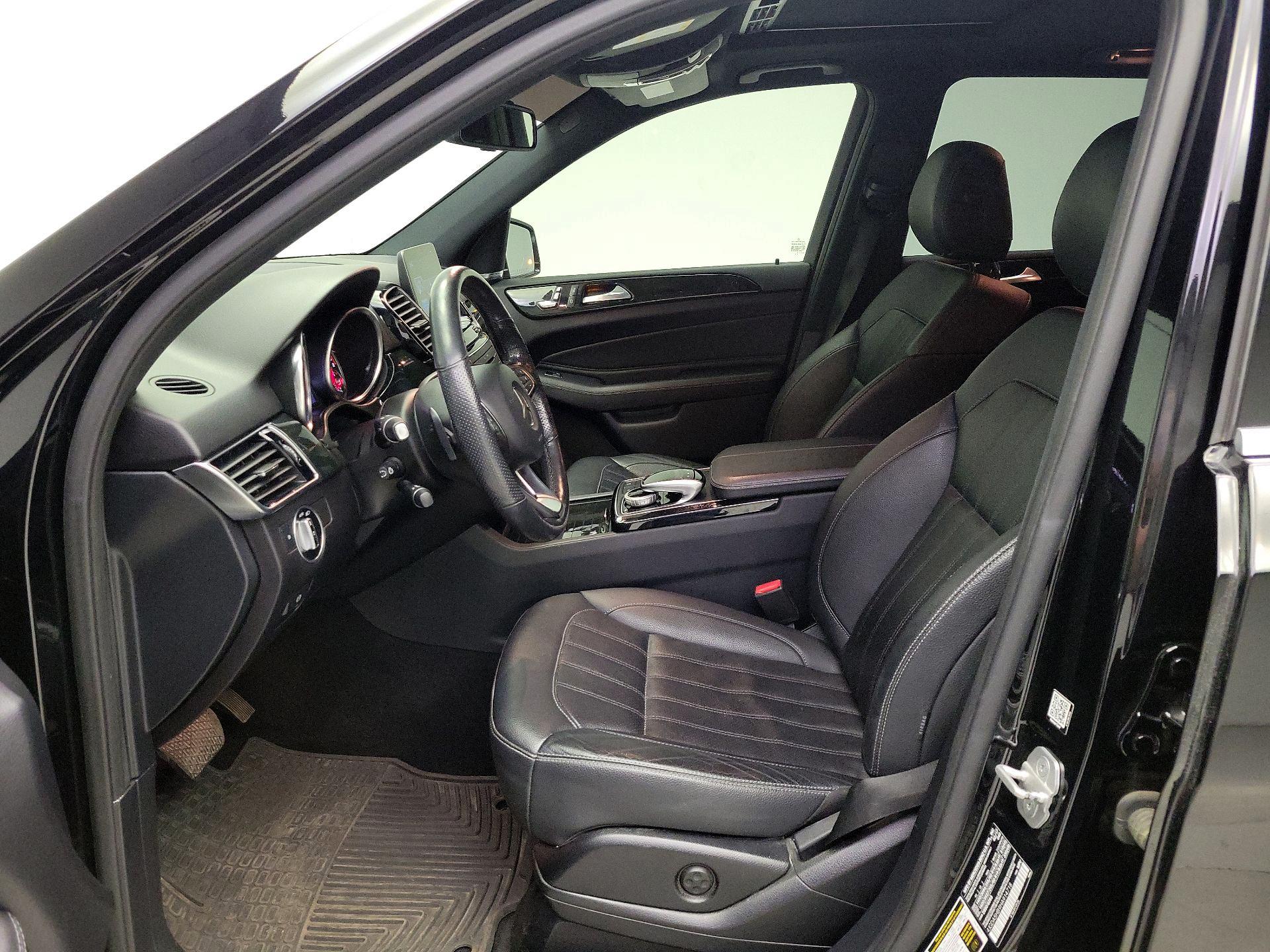 Thumbnail: 2017 Mercedes-Benz GLE - 11