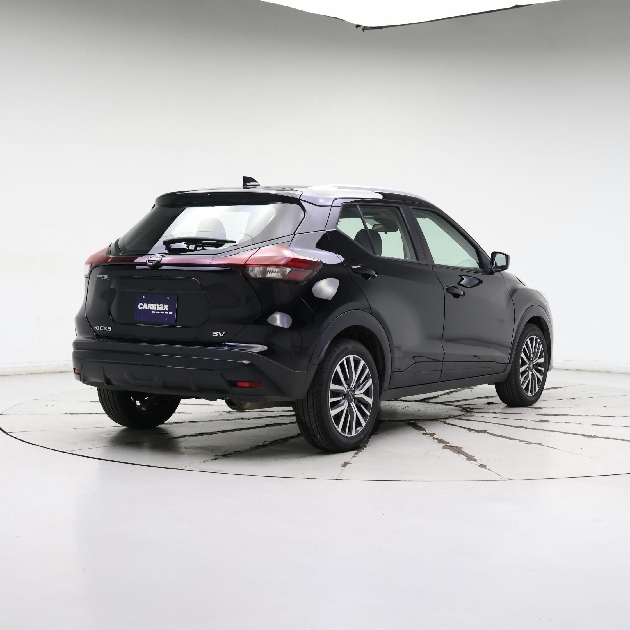 Thumbnail: 2022 Nissan Kicks - 8