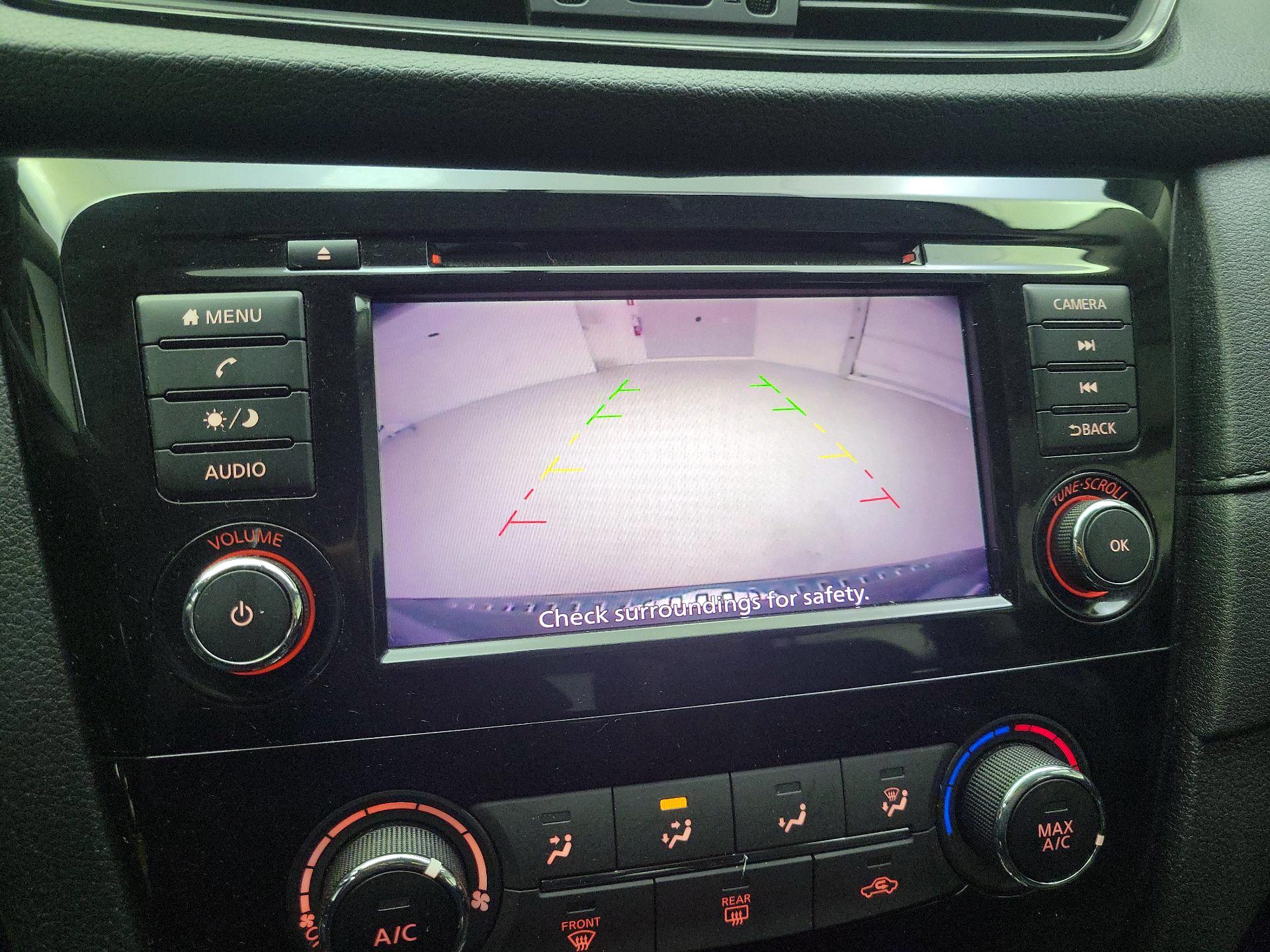 Thumbnail: 2018 Nissan Rogue - 14