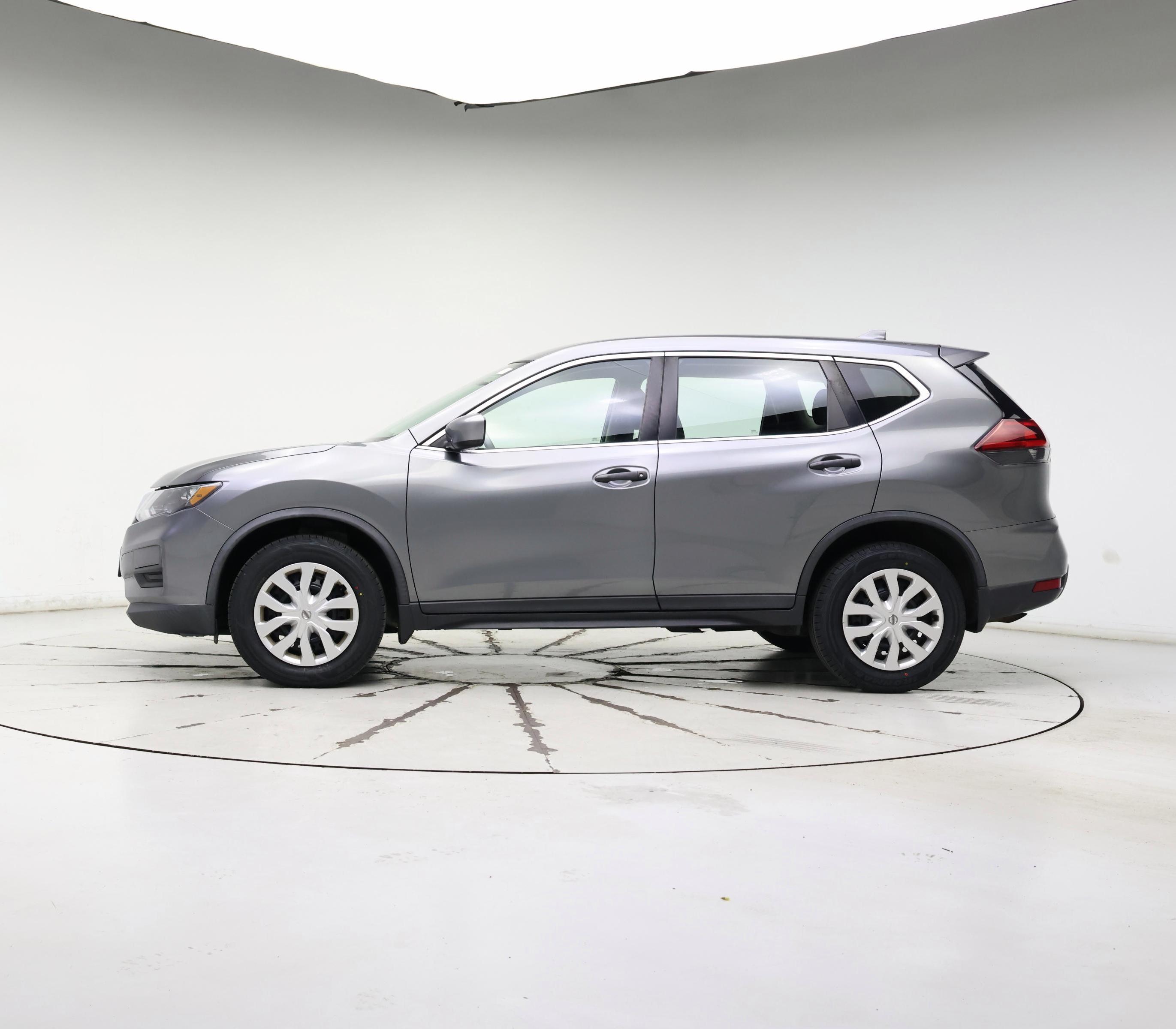 Thumbnail: 2018 Nissan Rogue - 3