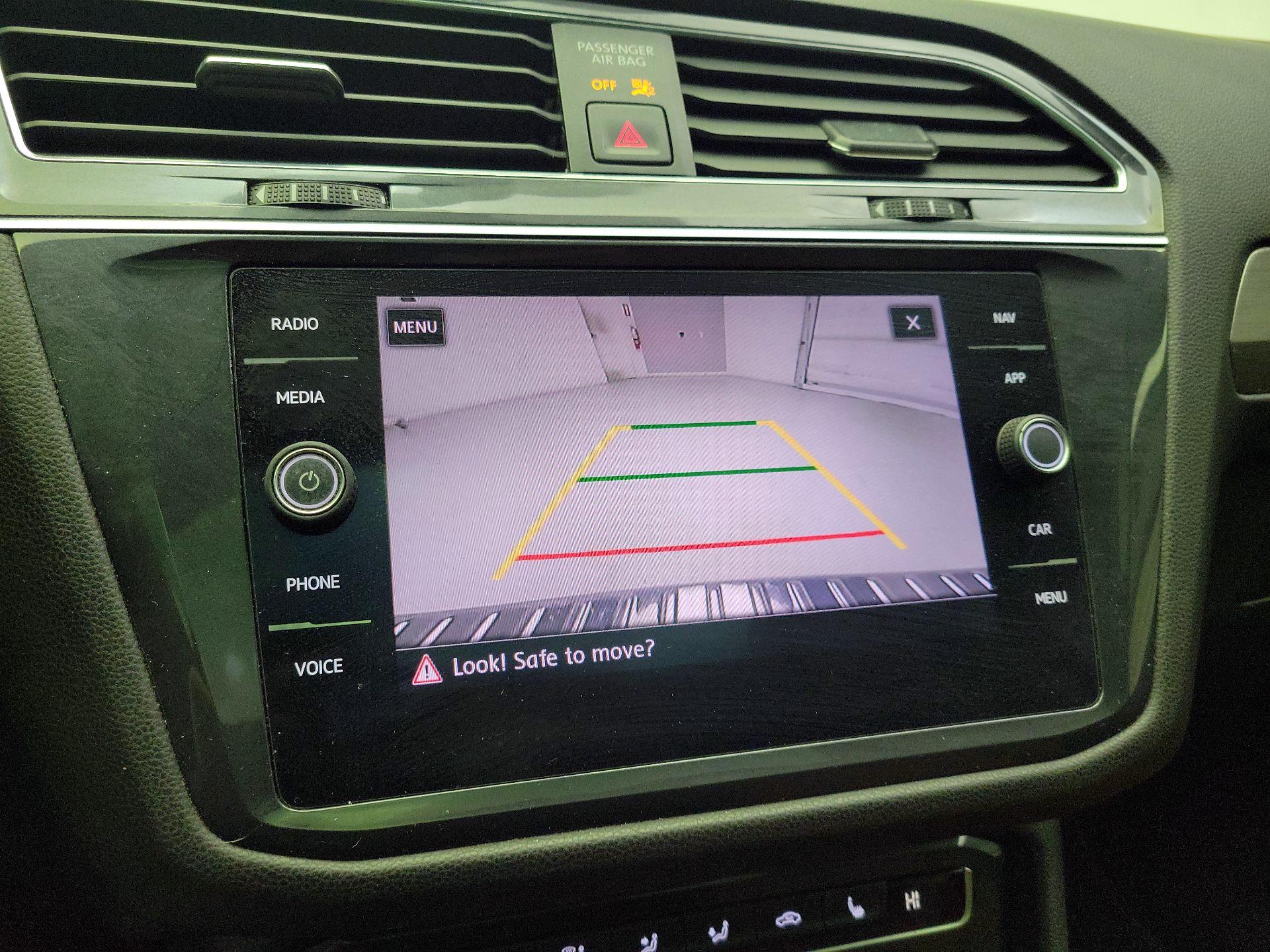 Thumbnail: 2019 Volkswagen Tiguan - 15