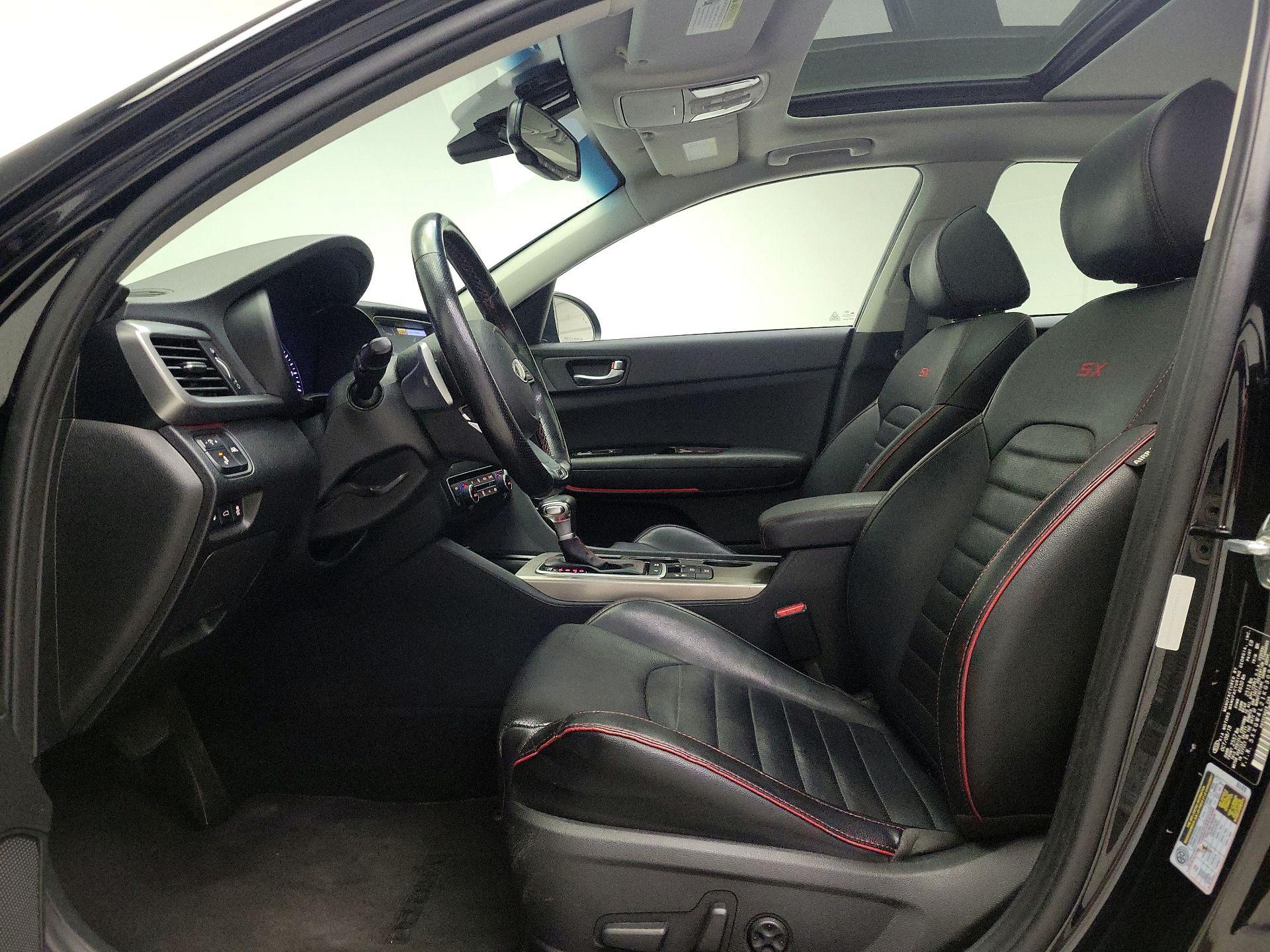 Thumbnail: 2019 Kia Optima - 11