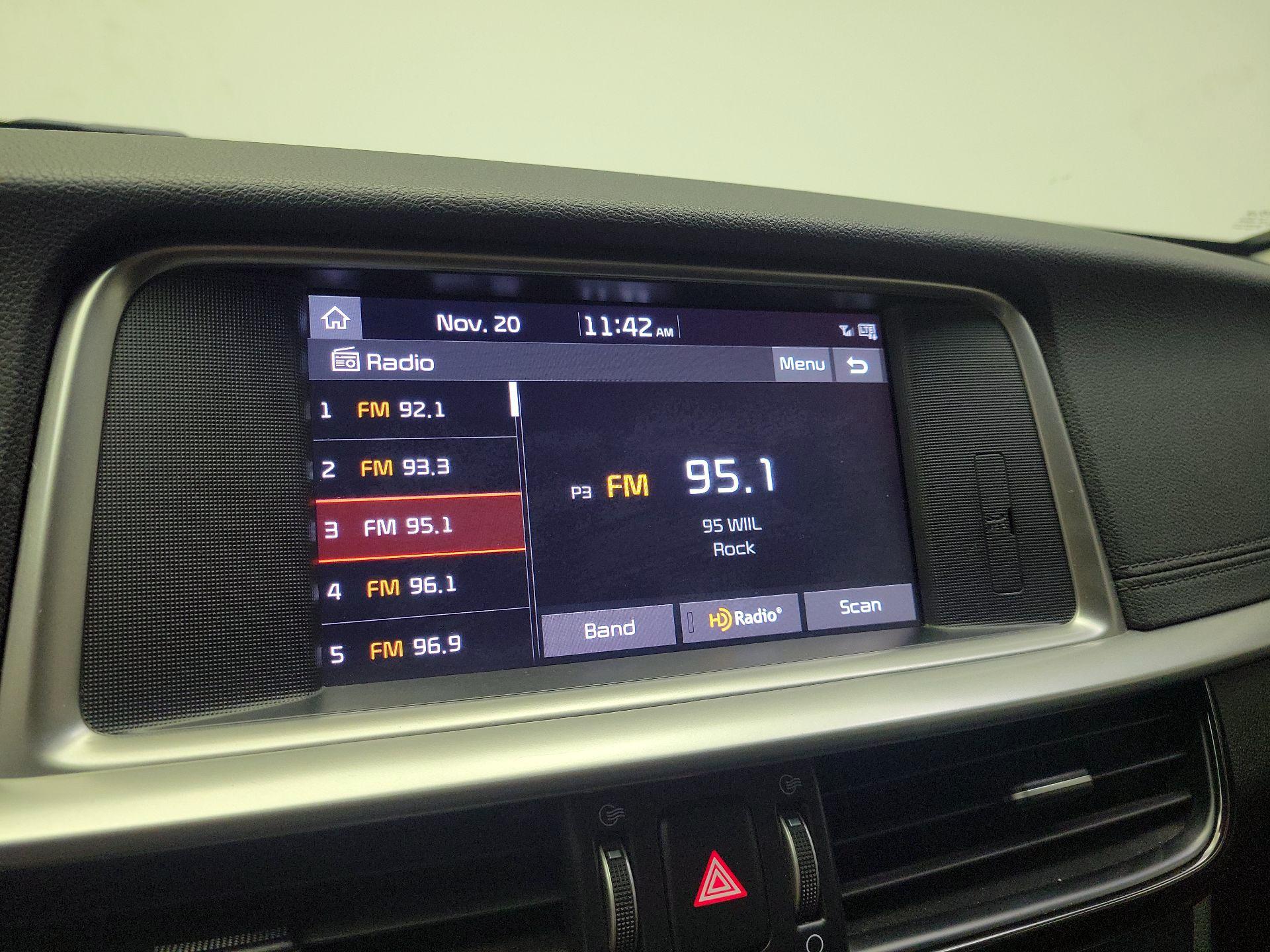 Thumbnail: 2019 Kia Optima - 16