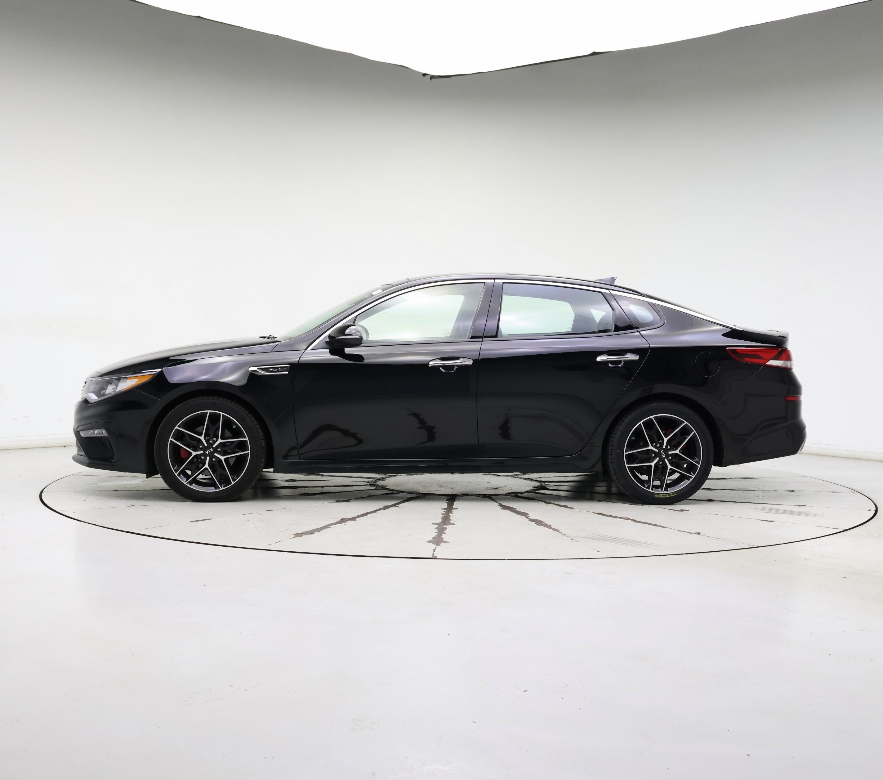 Thumbnail: 2019 Kia Optima - 3