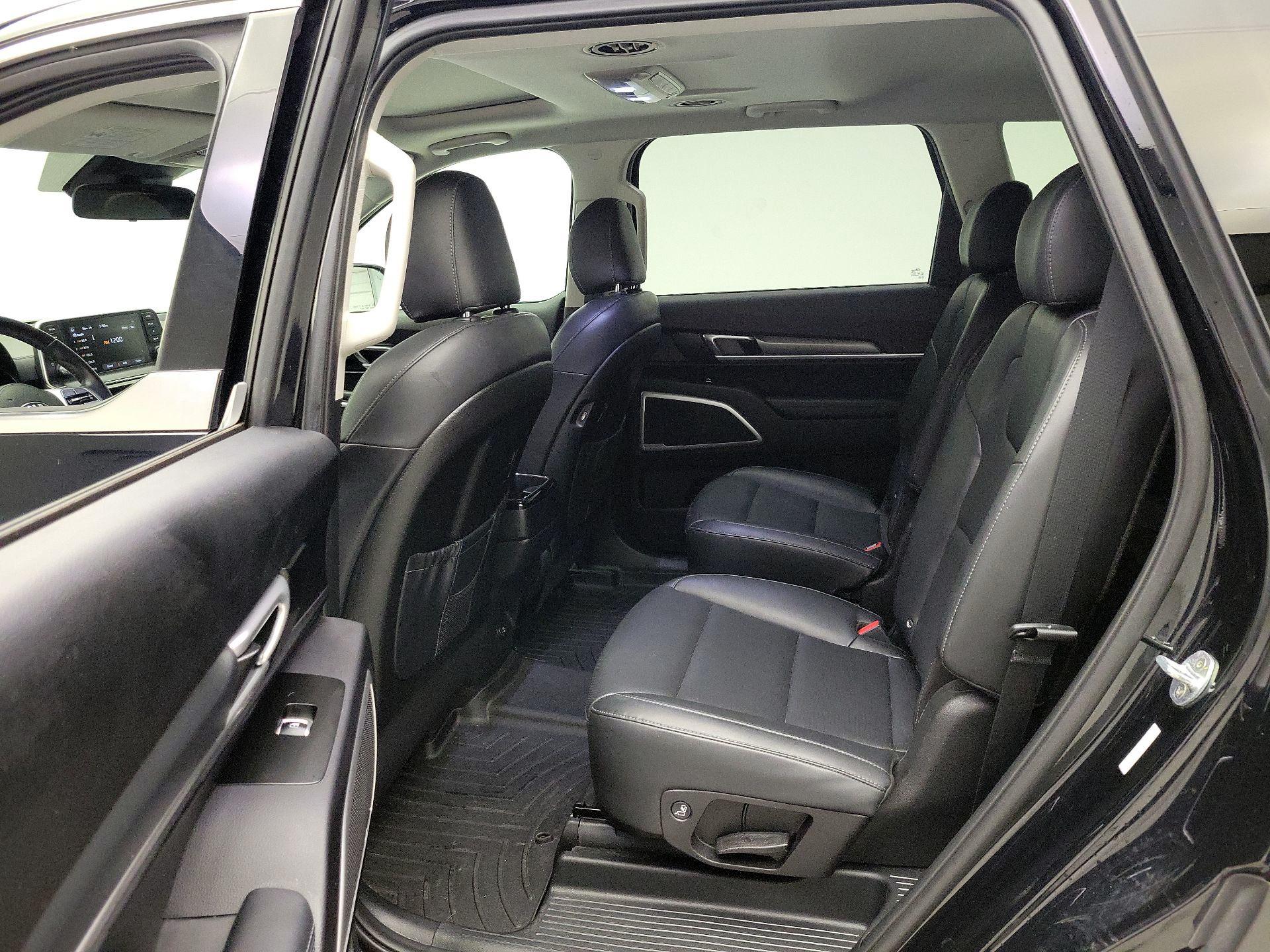 Thumbnail: 2020 Kia Telluride - 20