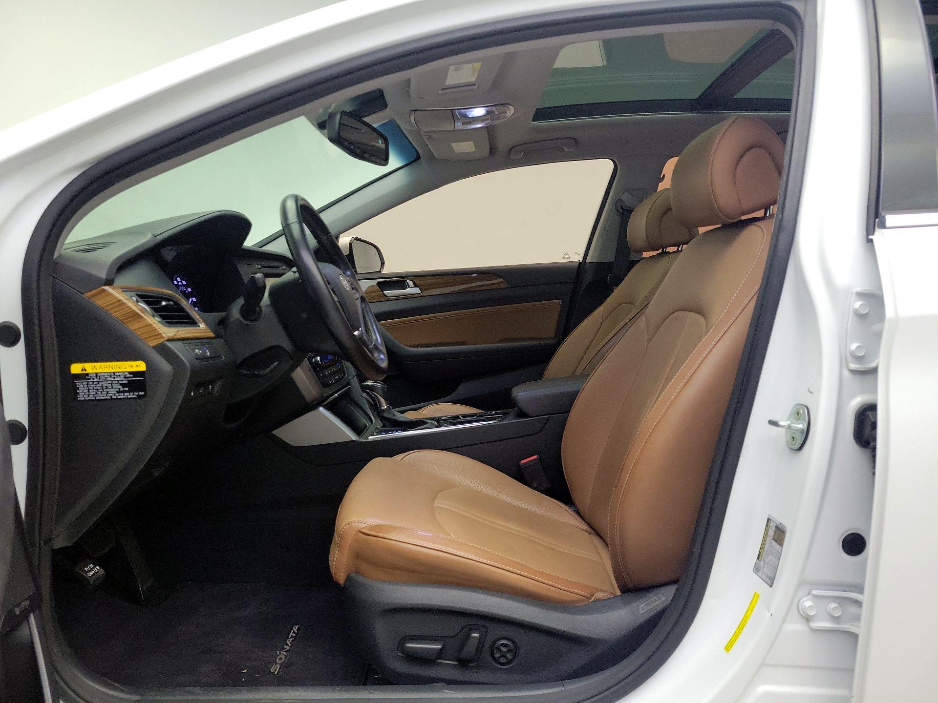 Thumbnail: 2015 Hyundai Sonata - 11