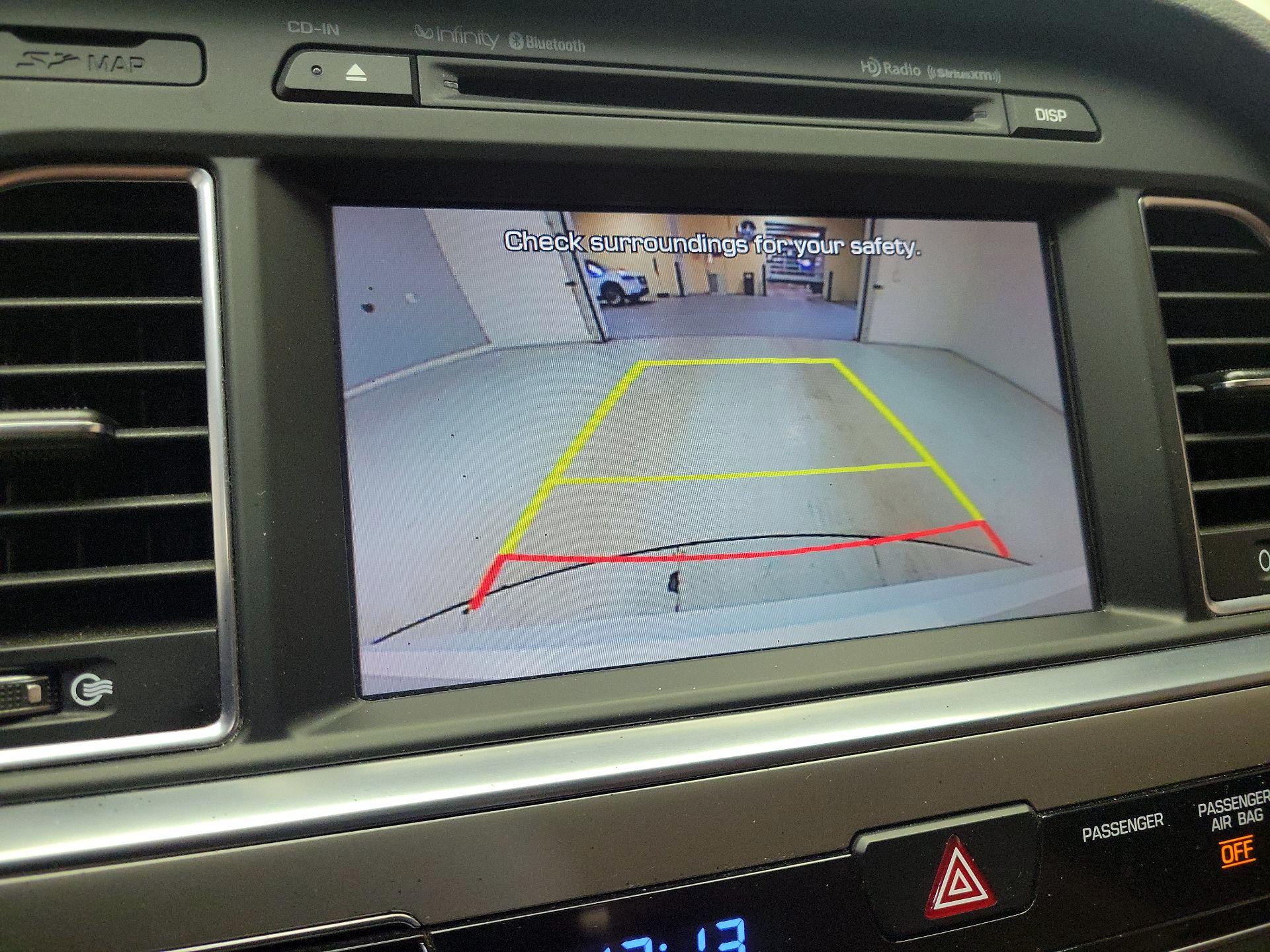 Thumbnail: 2015 Hyundai Sonata - 15