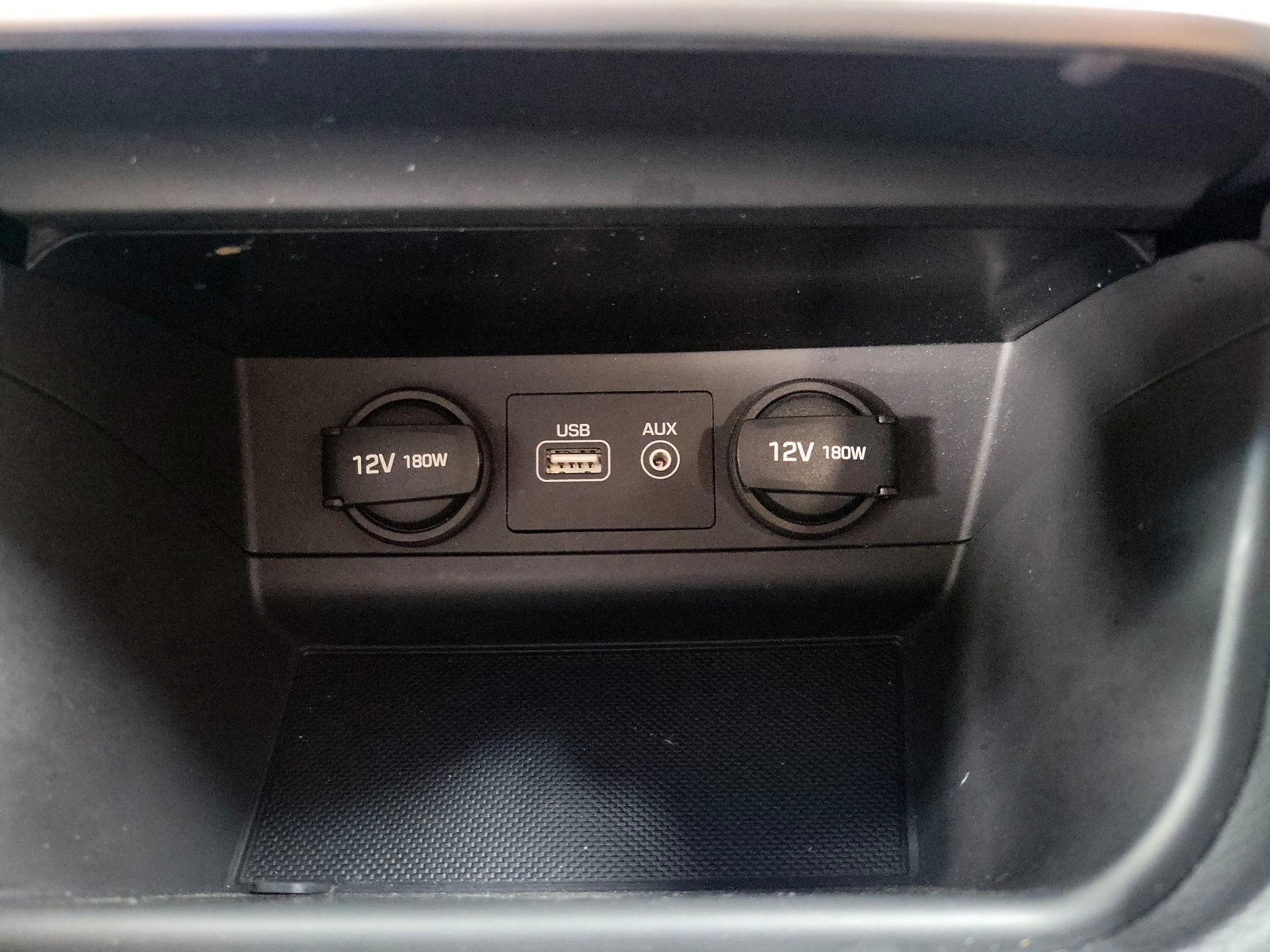 Thumbnail: 2015 Hyundai Sonata - 19