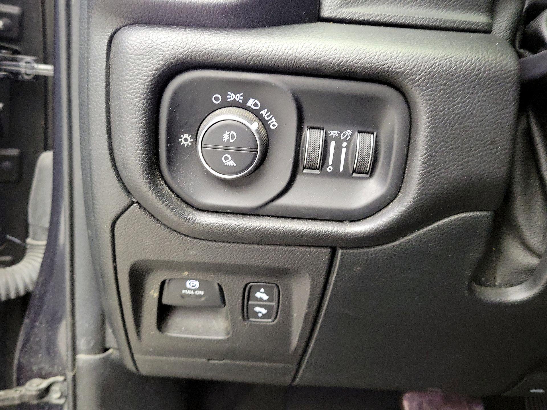 Thumbnail: 2021 RAM 1500 - 13