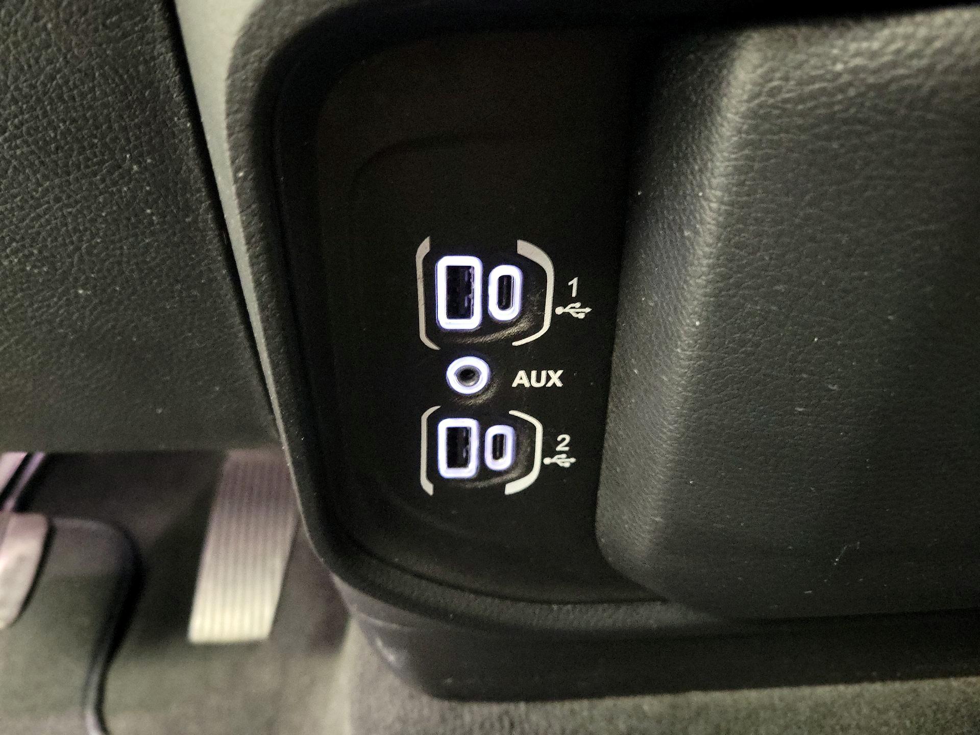 Thumbnail: 2021 RAM 1500 - 19