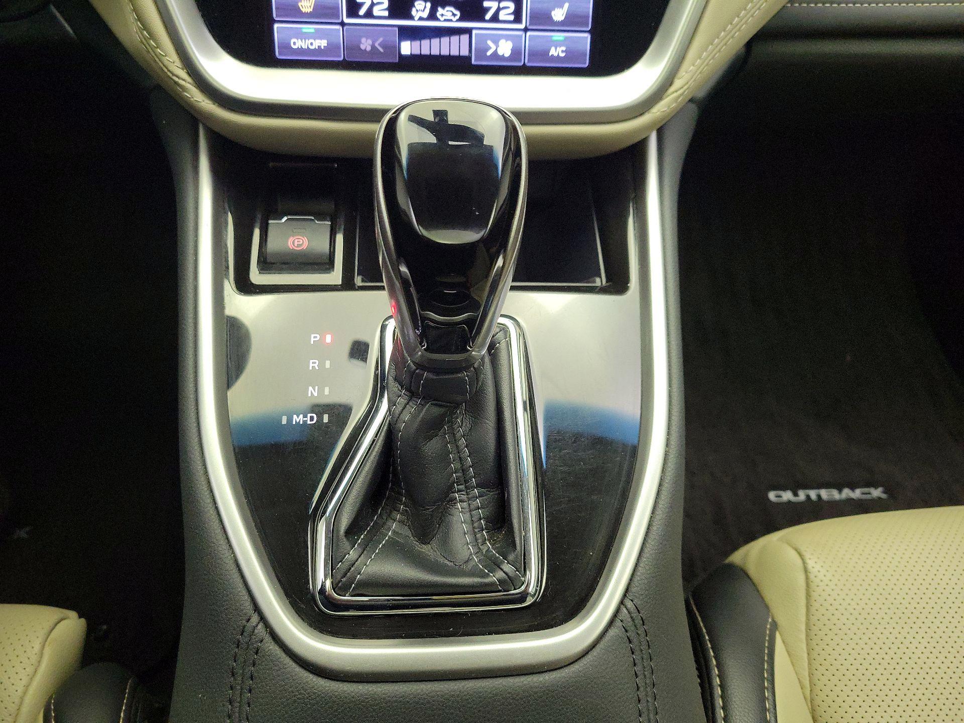 Thumbnail: 2022 Subaru Outback - 18