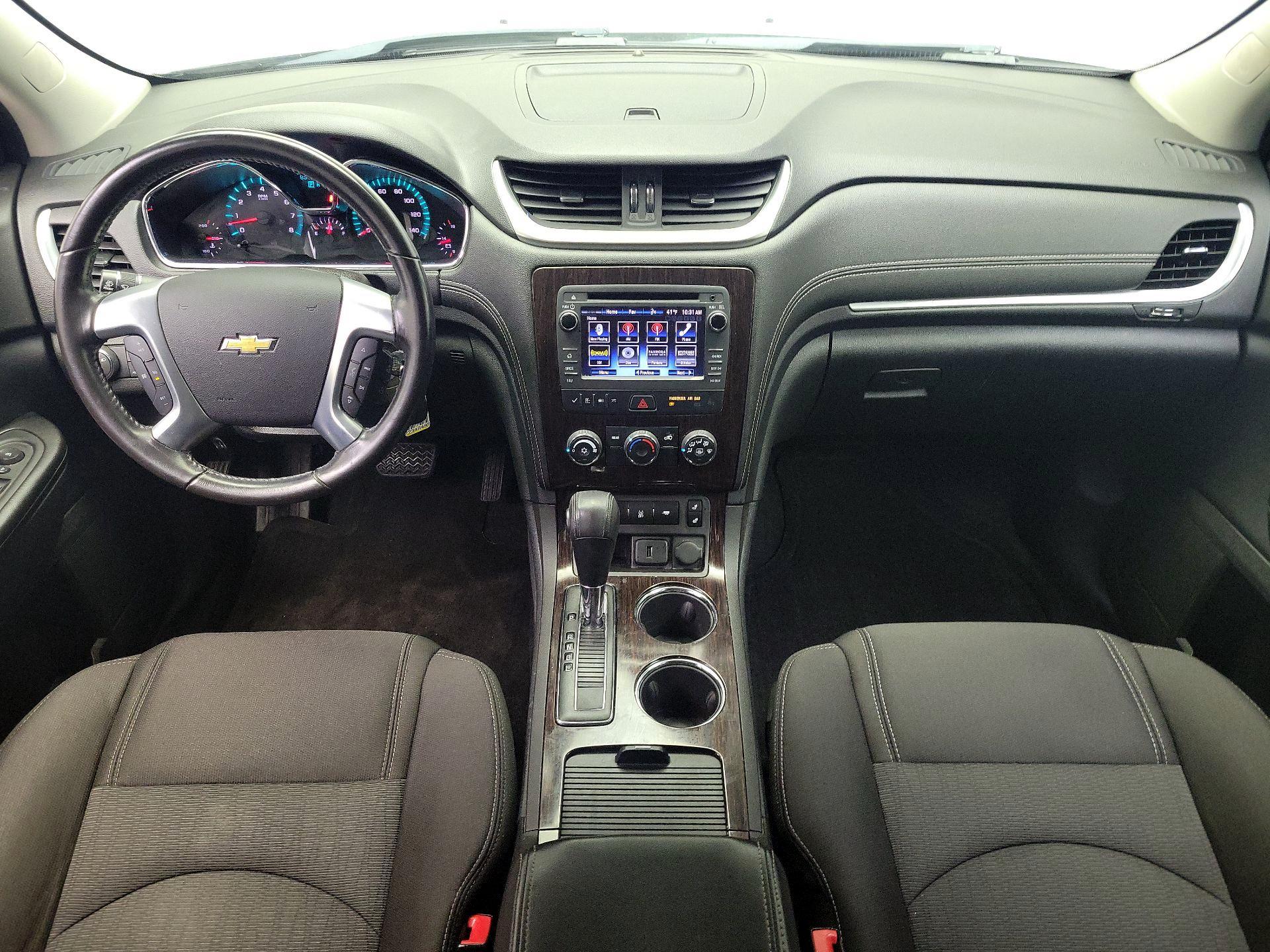Thumbnail: 2017 Chevrolet Traverse - 9
