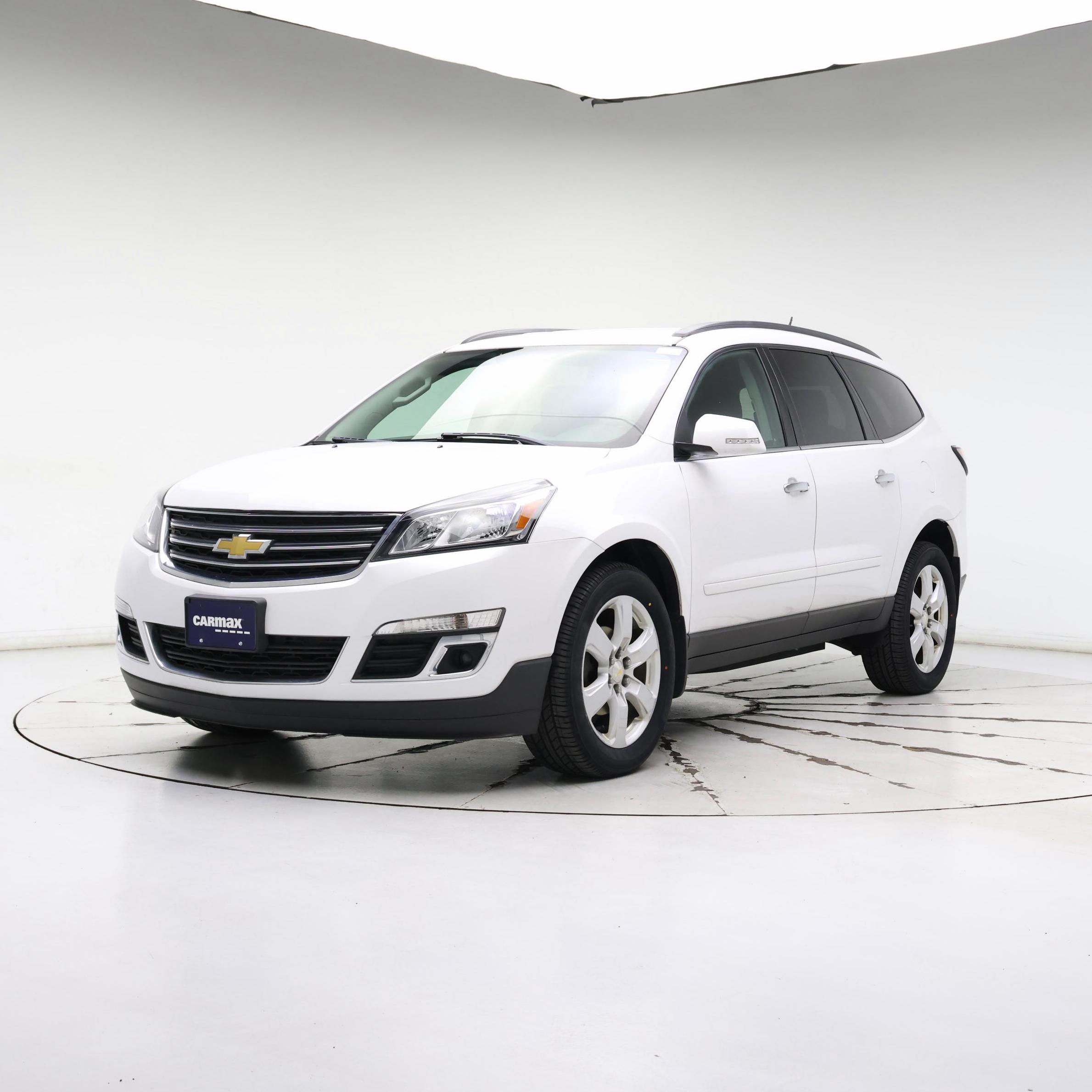 Thumbnail: 2017 Chevrolet Traverse - 4