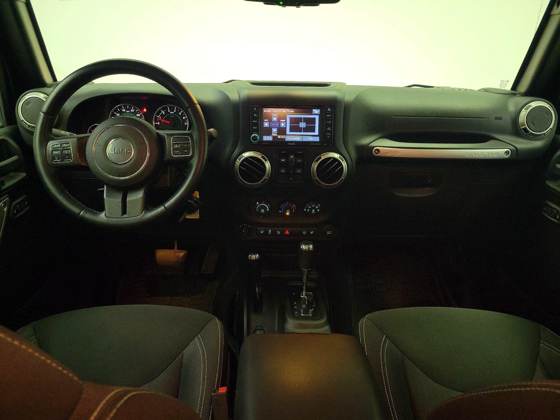 Thumbnail: 2016 Jeep Wrangler - 9