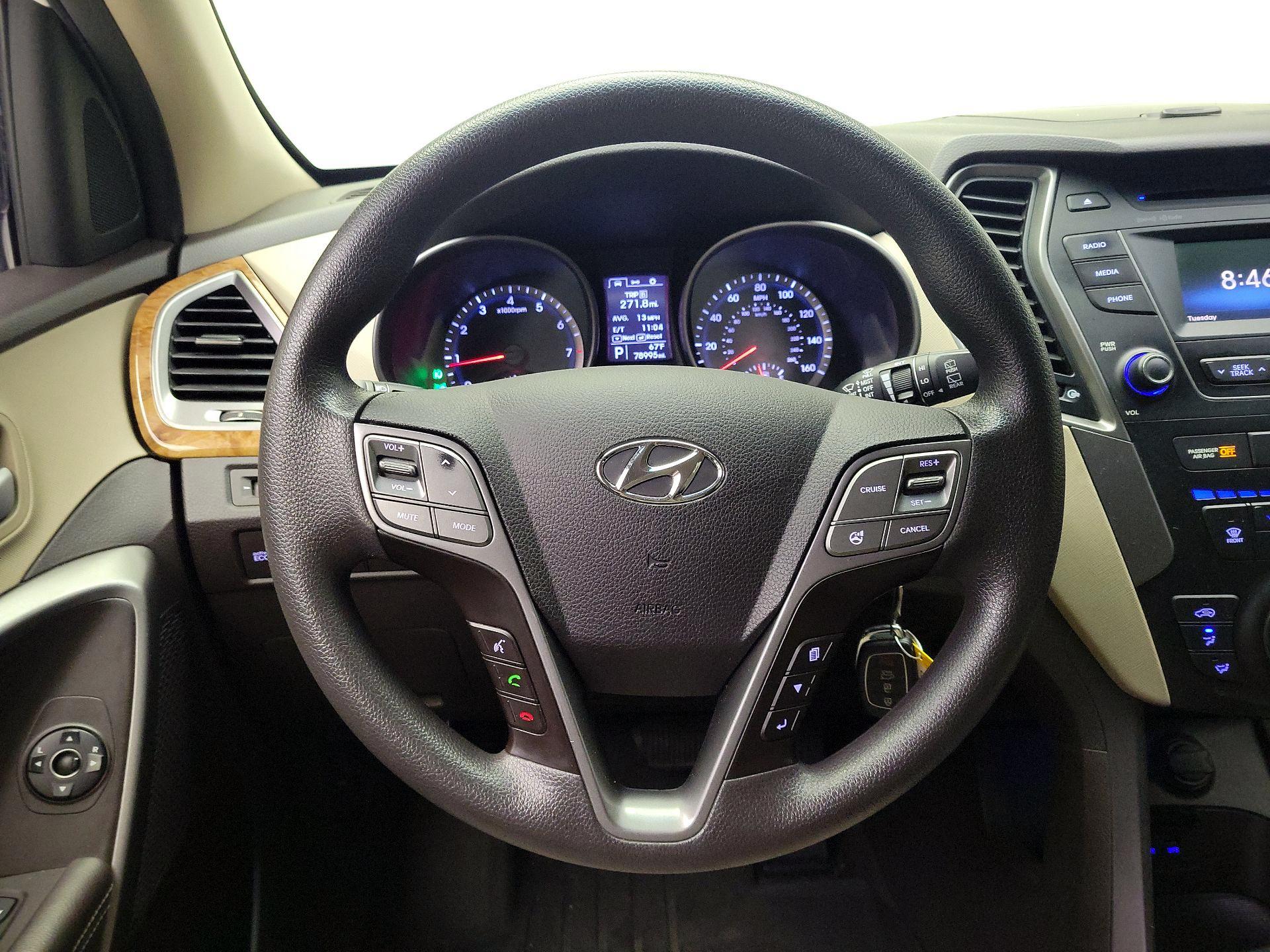 Thumbnail: 2015 Hyundai Santa Fe - 10