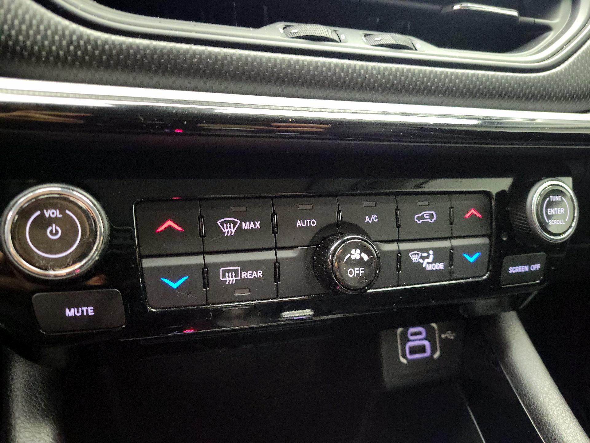 Thumbnail: 2022 Jeep Compass - 17