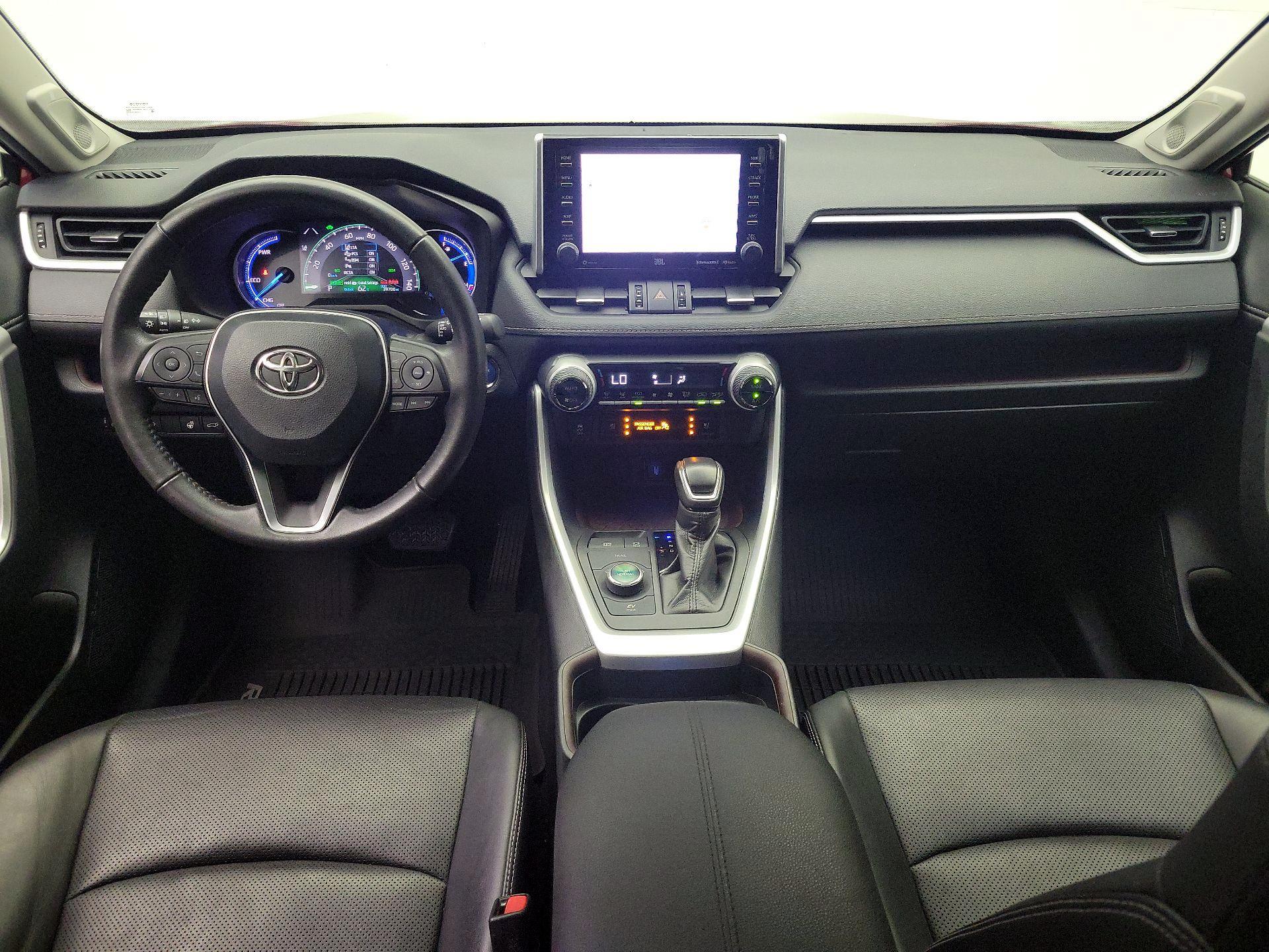 Thumbnail: 2020 Toyota RAV4 - 9