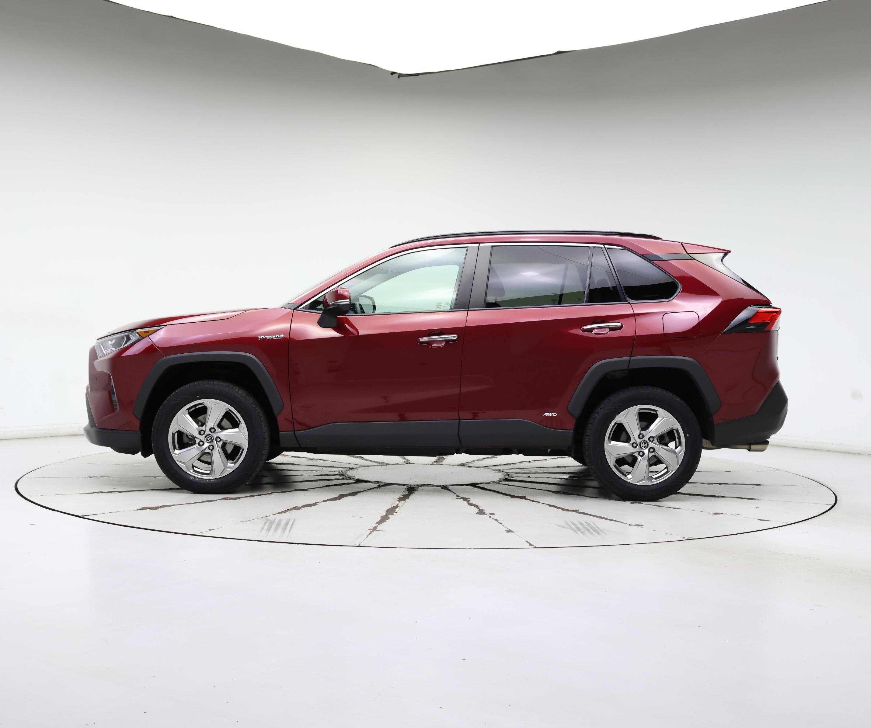 Thumbnail: 2020 Toyota RAV4 - 3